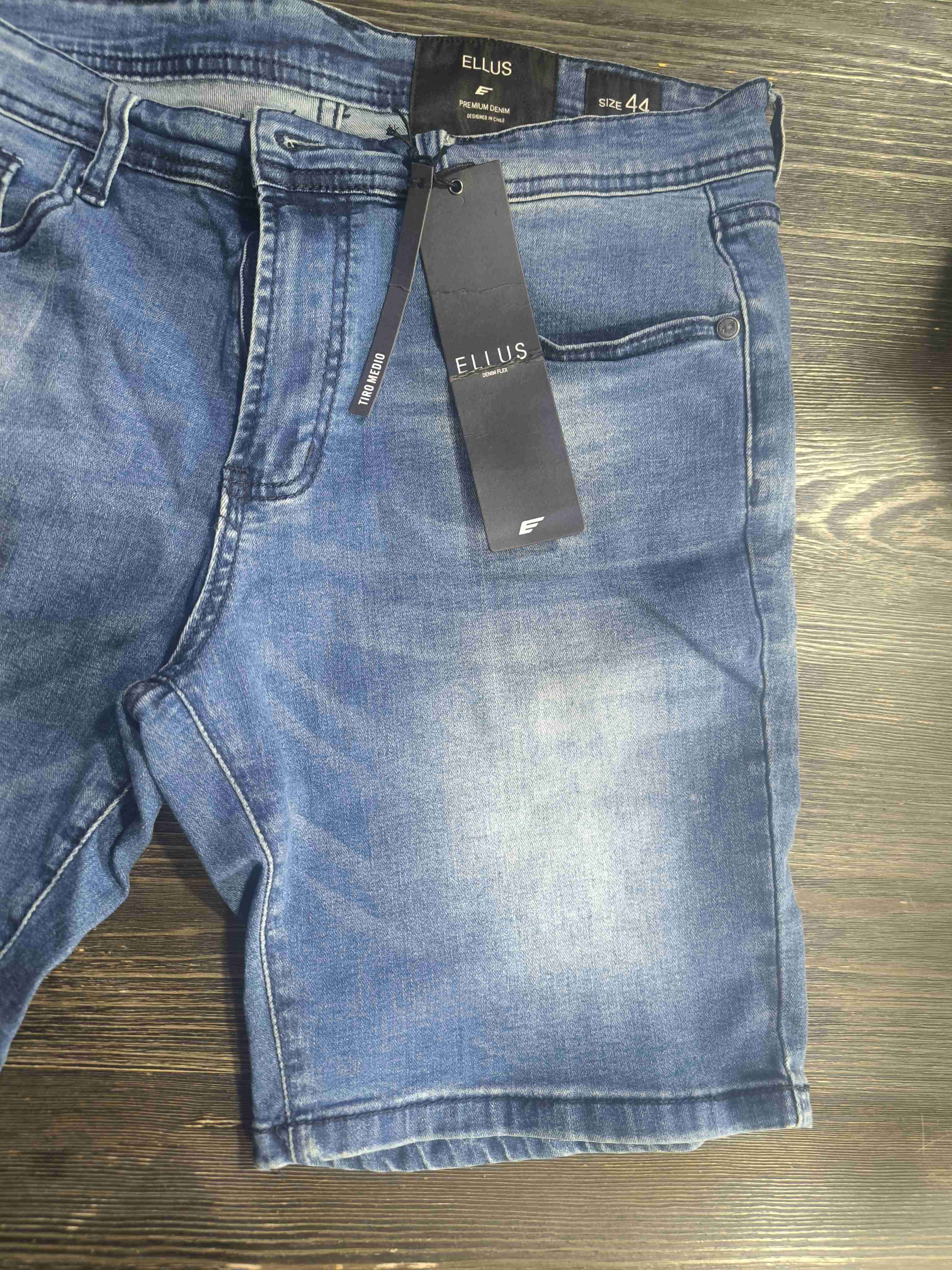 Shorts de mezclilla azules - miniatura 3