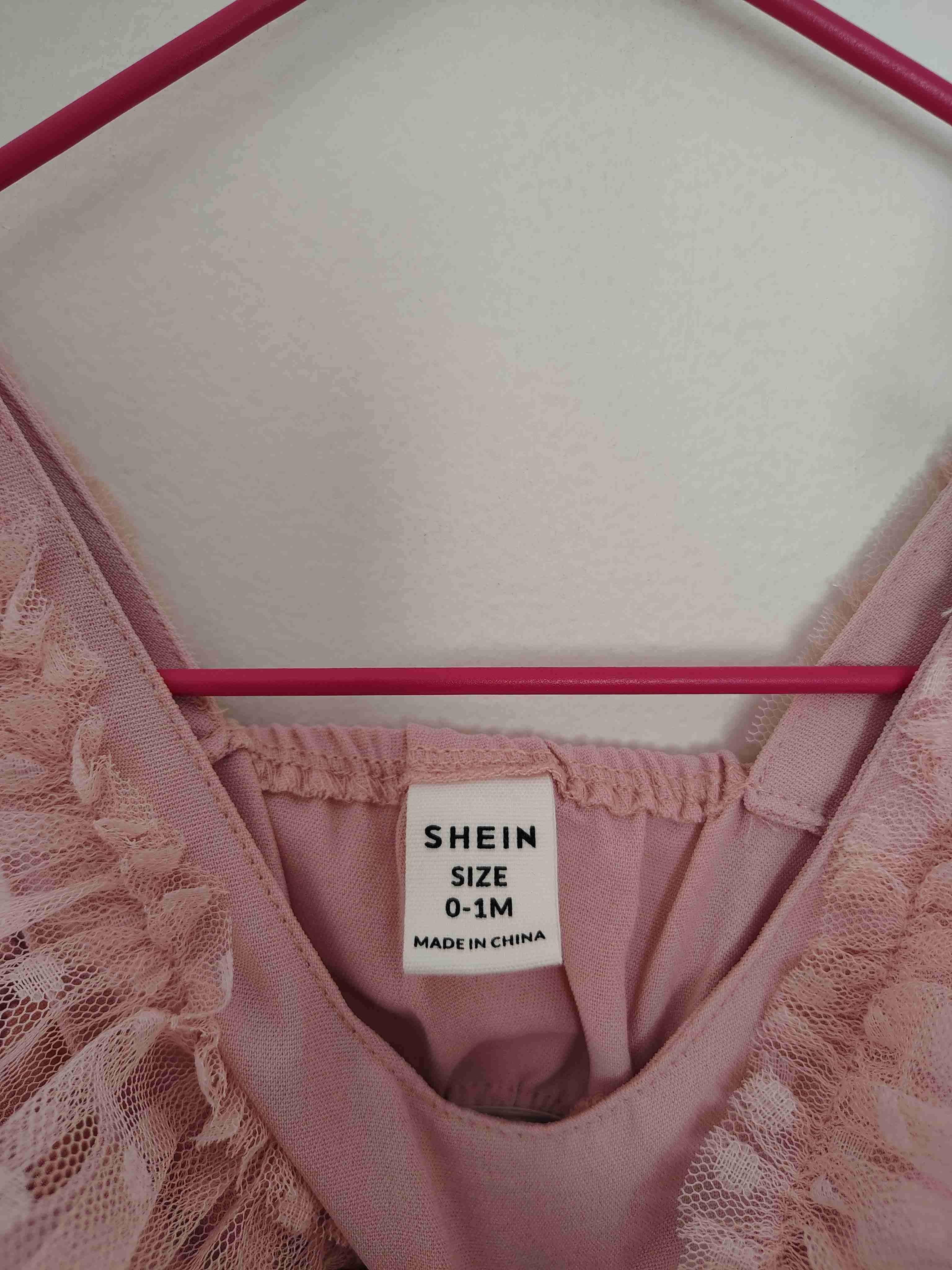 Body de bebé rosado con tules - miniatura 3