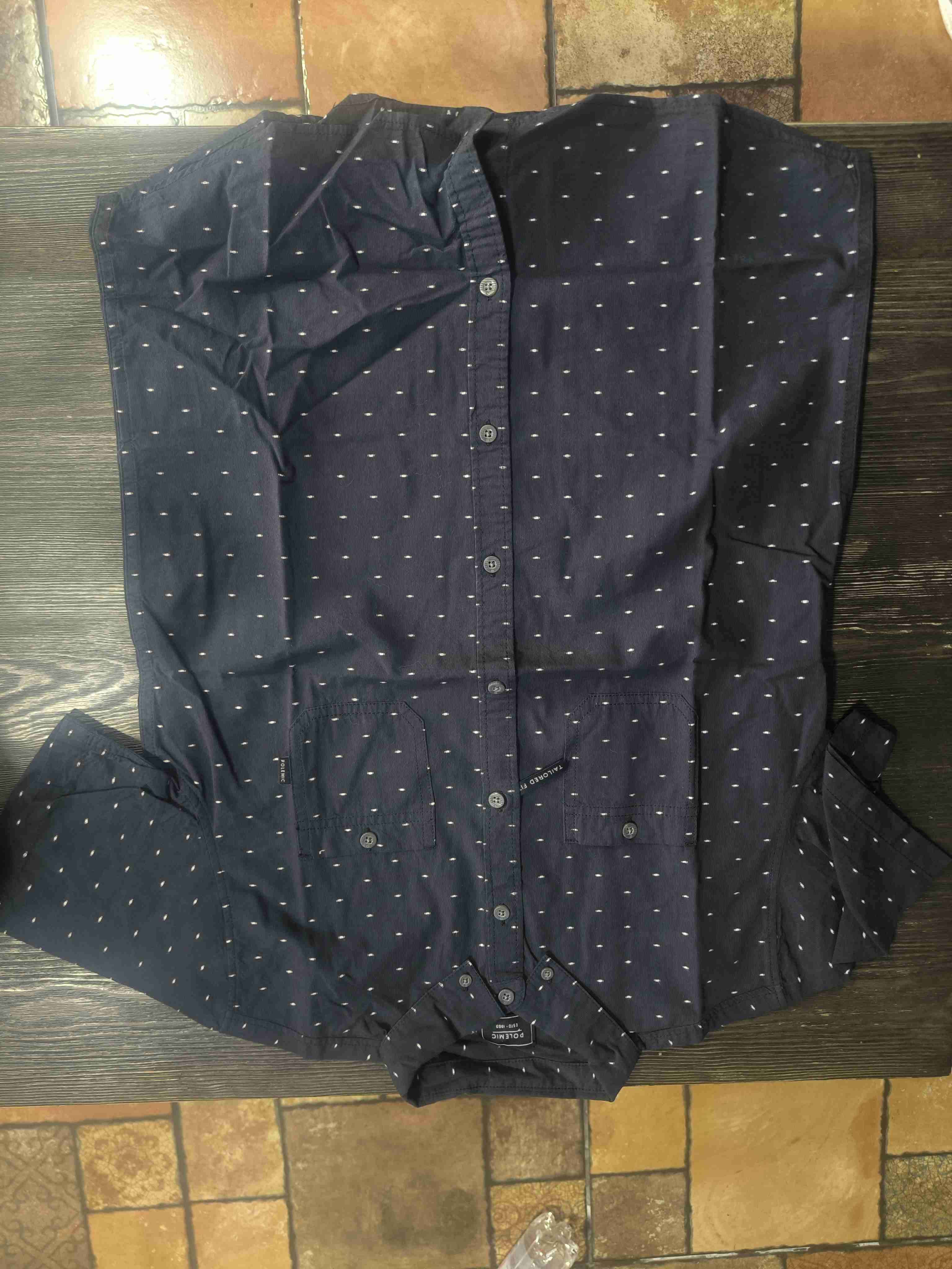 Camisa negra de algodón con patrón - miniatura 1