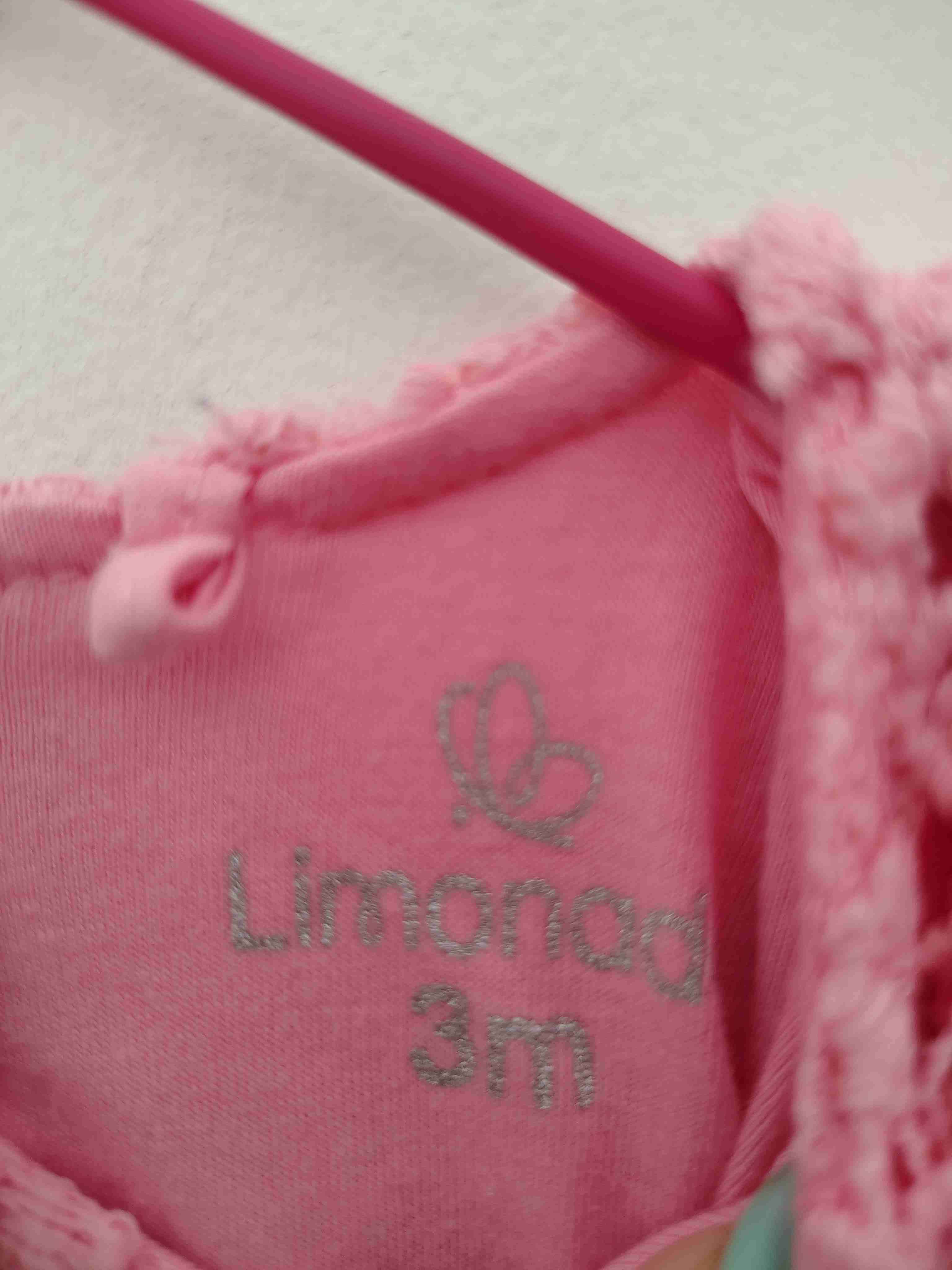 Vestido rosa de encaje - miniatura 3