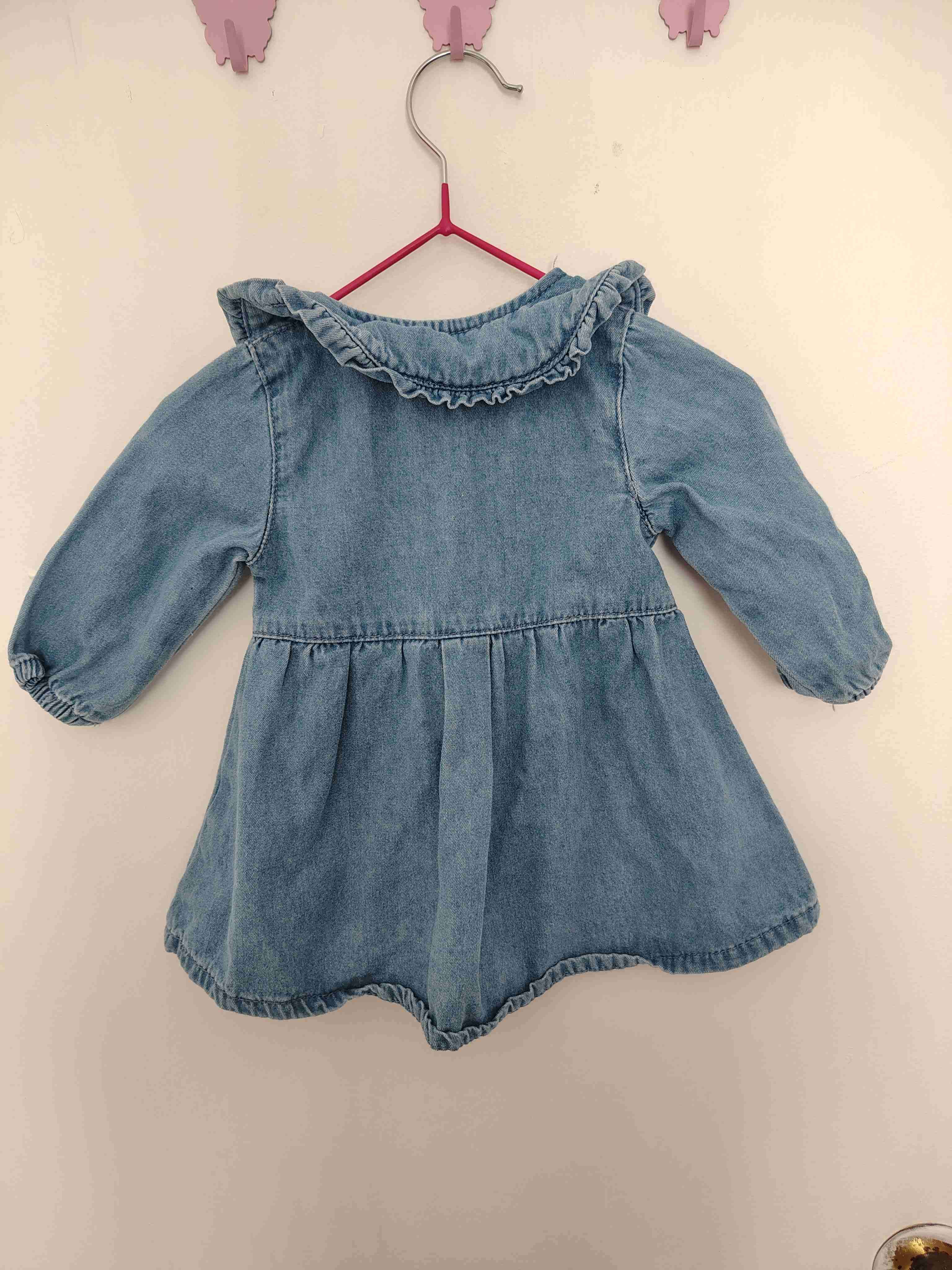 Vestido de mezclilla infantil - miniatura 2