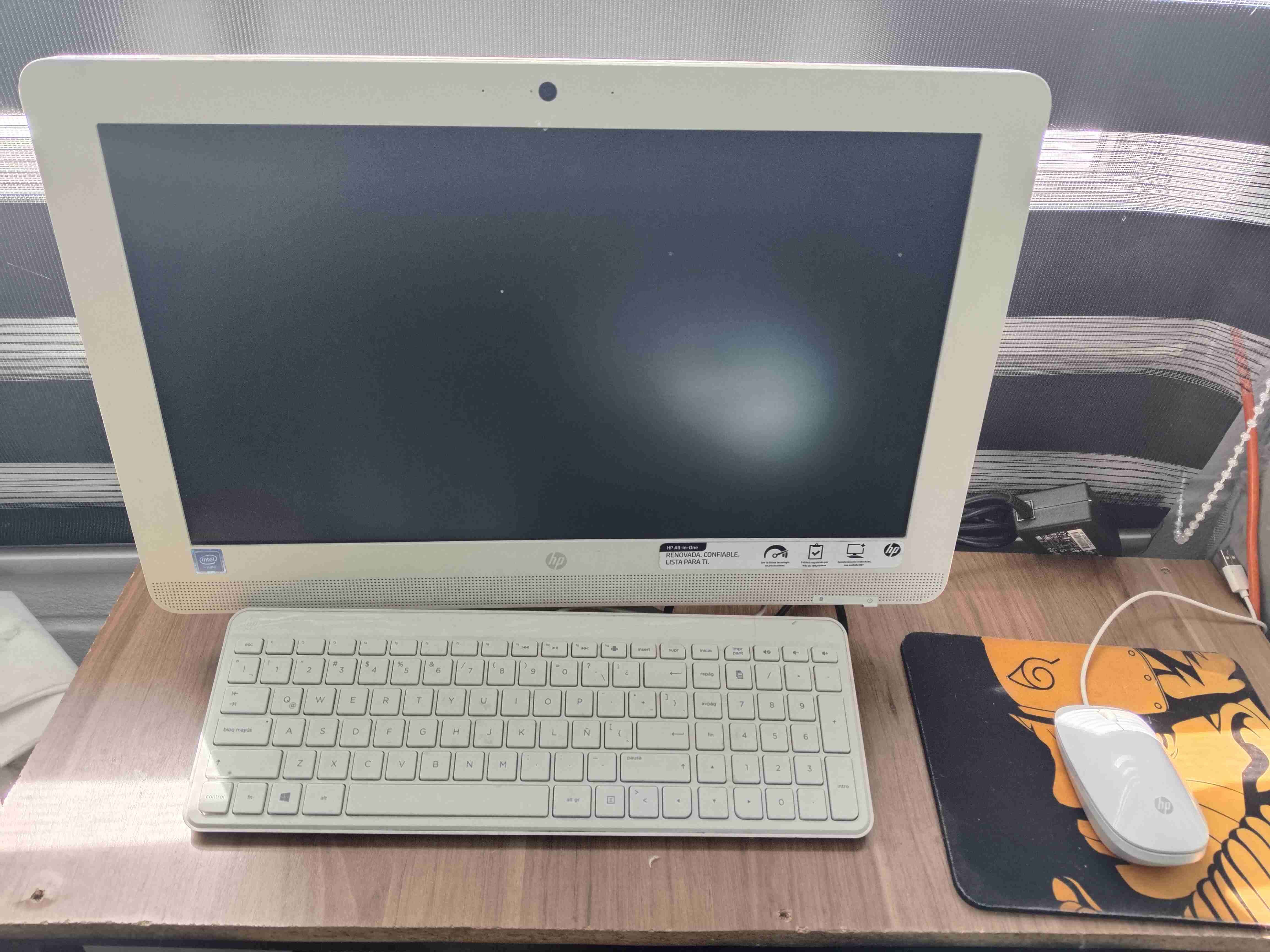 Computador All-in-One HP 20 Intel Core - miniatura 2