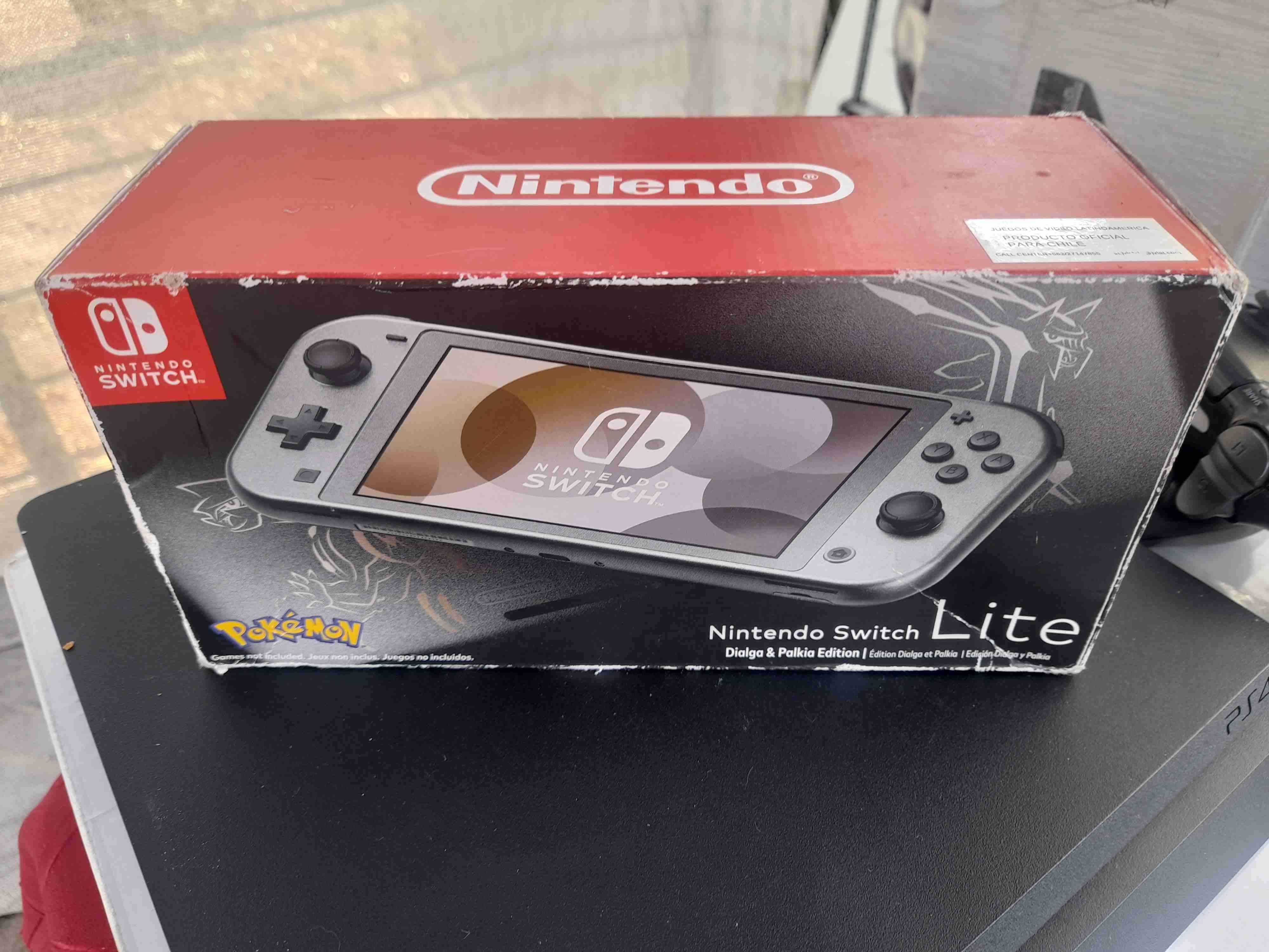 Nintendo Switch Lite Pokemon Edition - 3