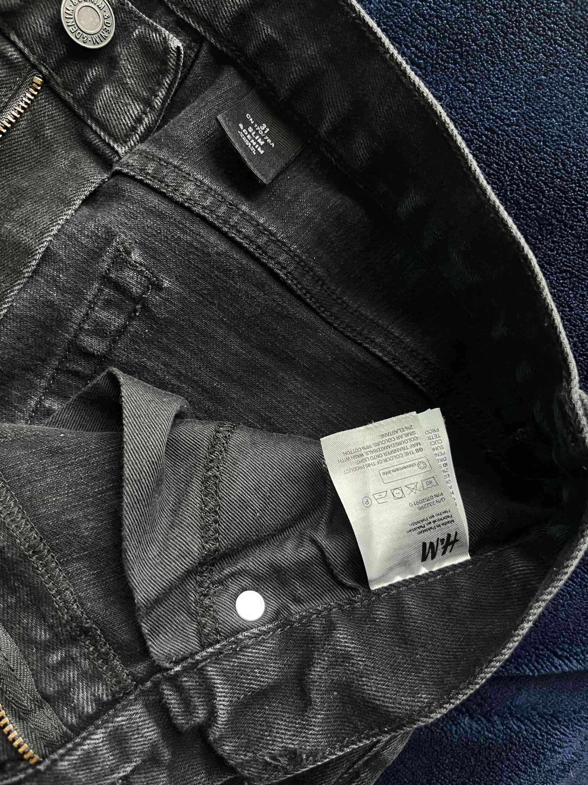 Jeans negros tipo cargo - miniatura 2