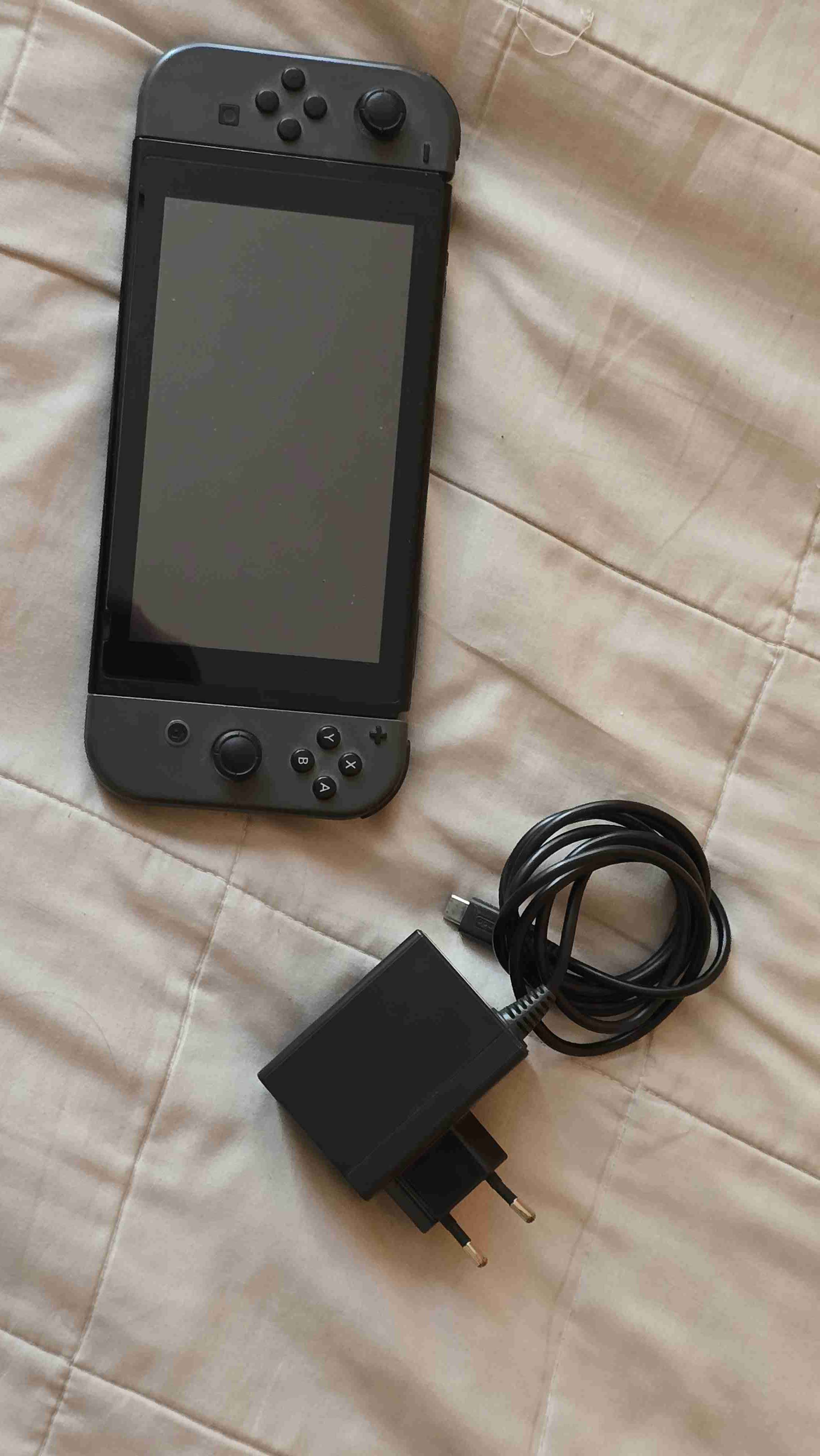 Nintendo switch V1 - miniatura 1