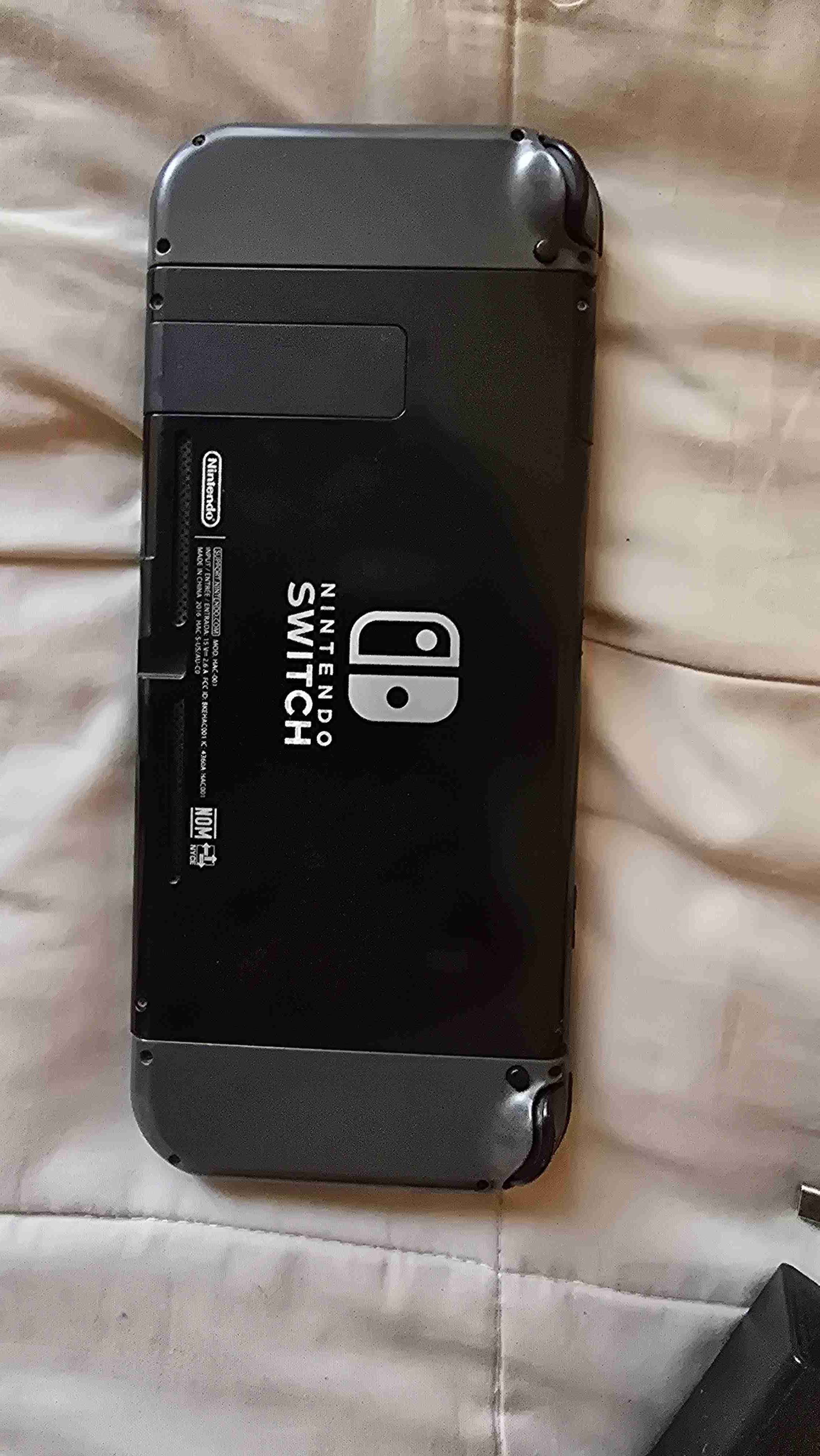 Nintendo switch V1 - miniatura 2