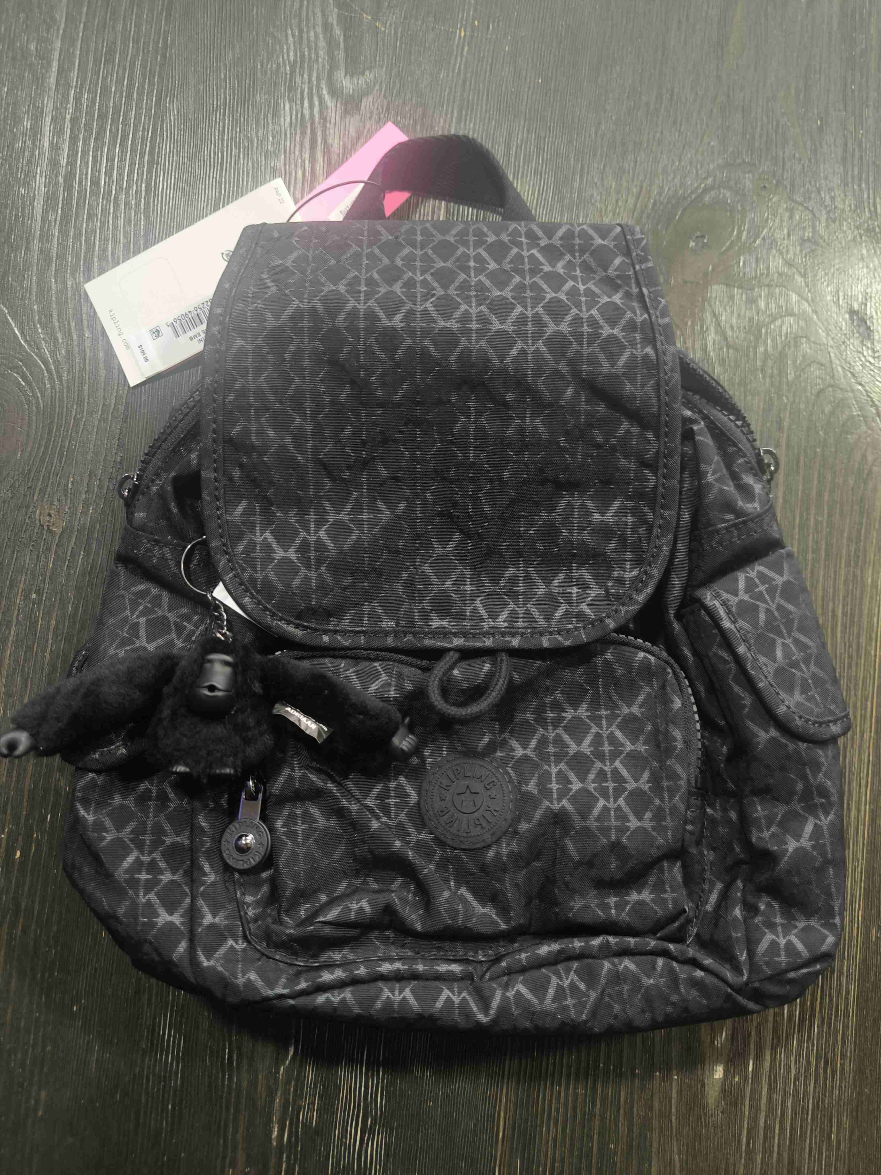 Mochila Kipling negra con estampado geométrico - miniatura 1