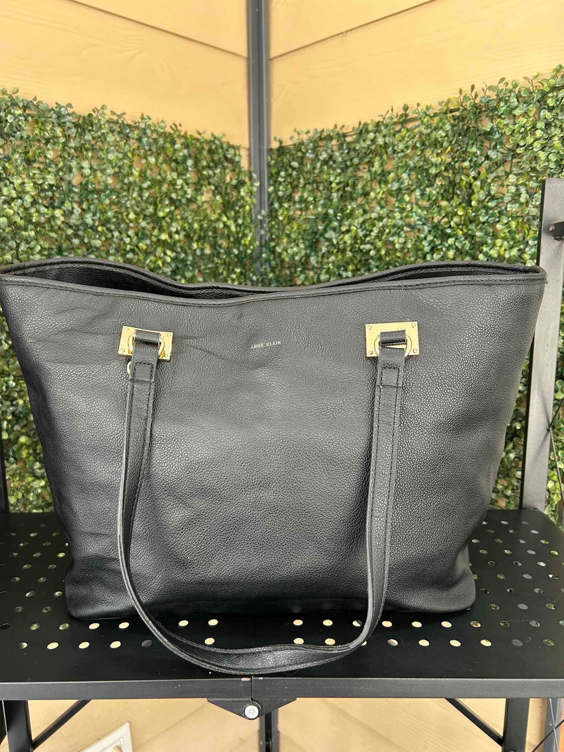 Bolso negro de cuero - miniatura 2