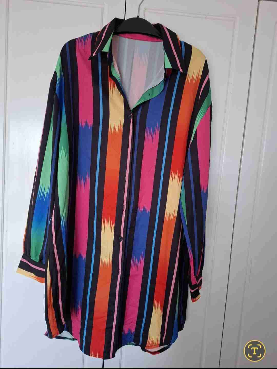 Camisa multicolor a rayas