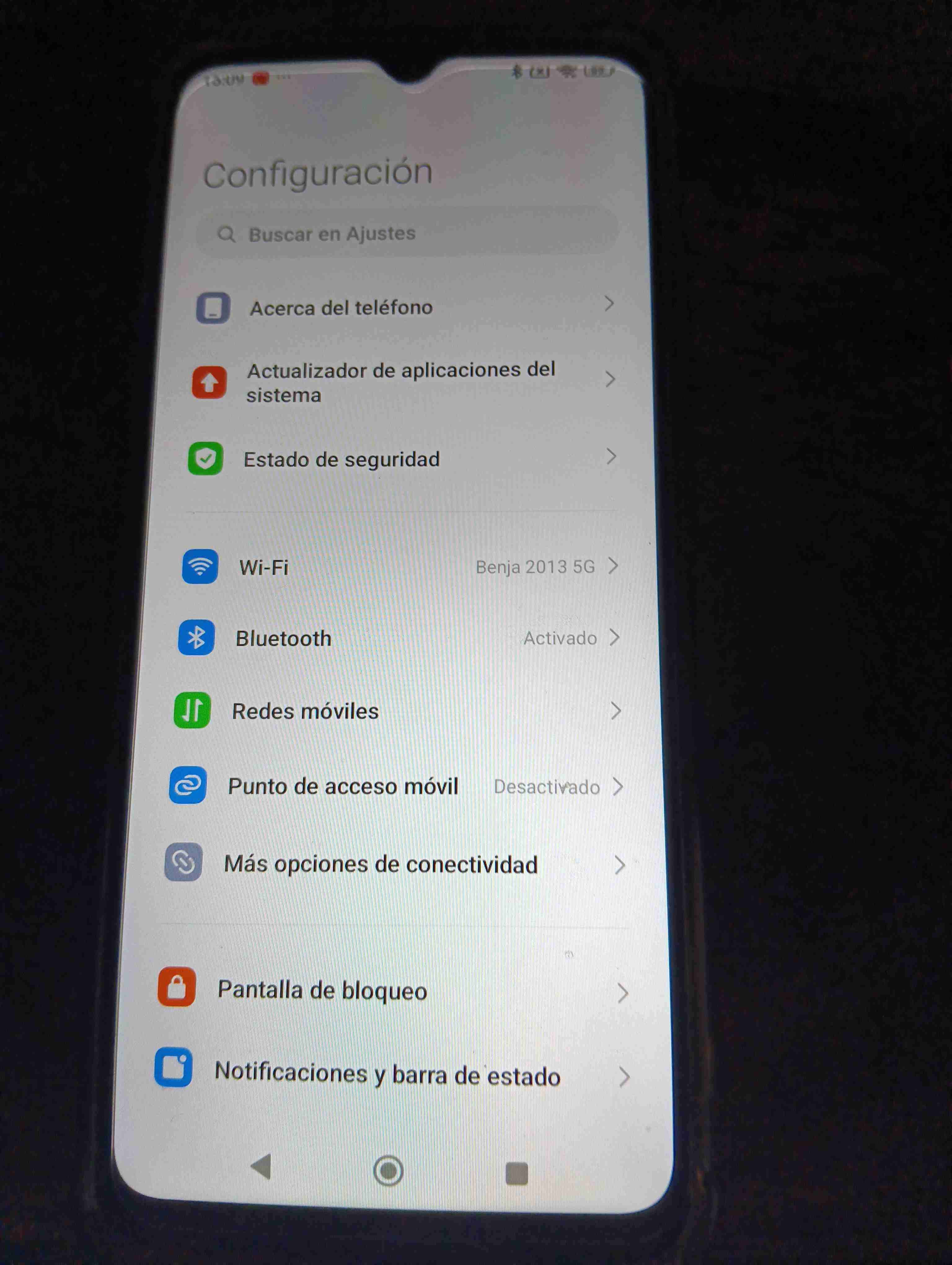 Teléfono inteligente en buen estado - miniatura 2