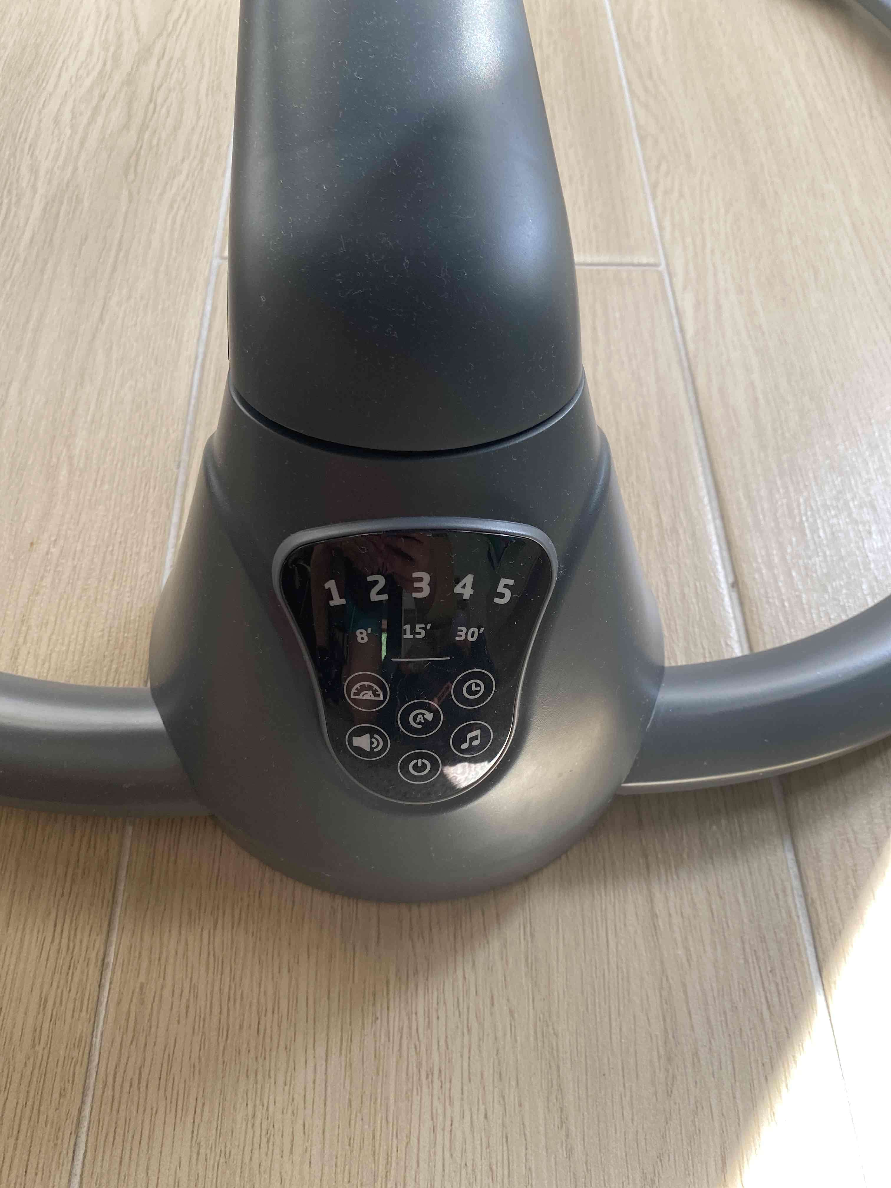 Silla mecedora para bebé en madera marca MAXI COSI - miniatura 2