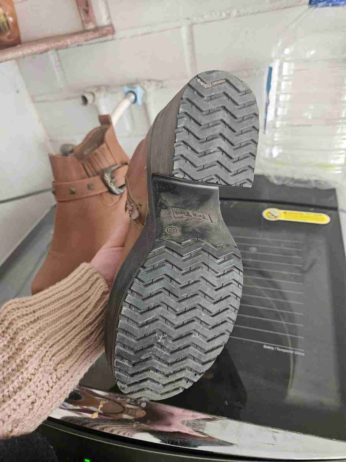 Botines marrones con tachas - miniatura 3