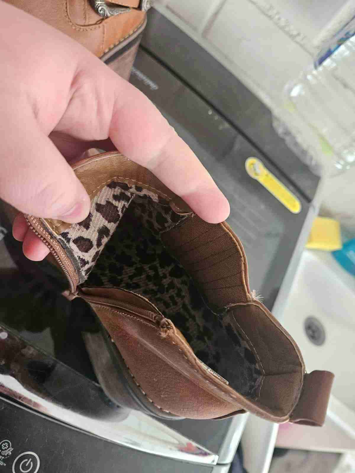 Botines marrones con tachas - miniatura 4