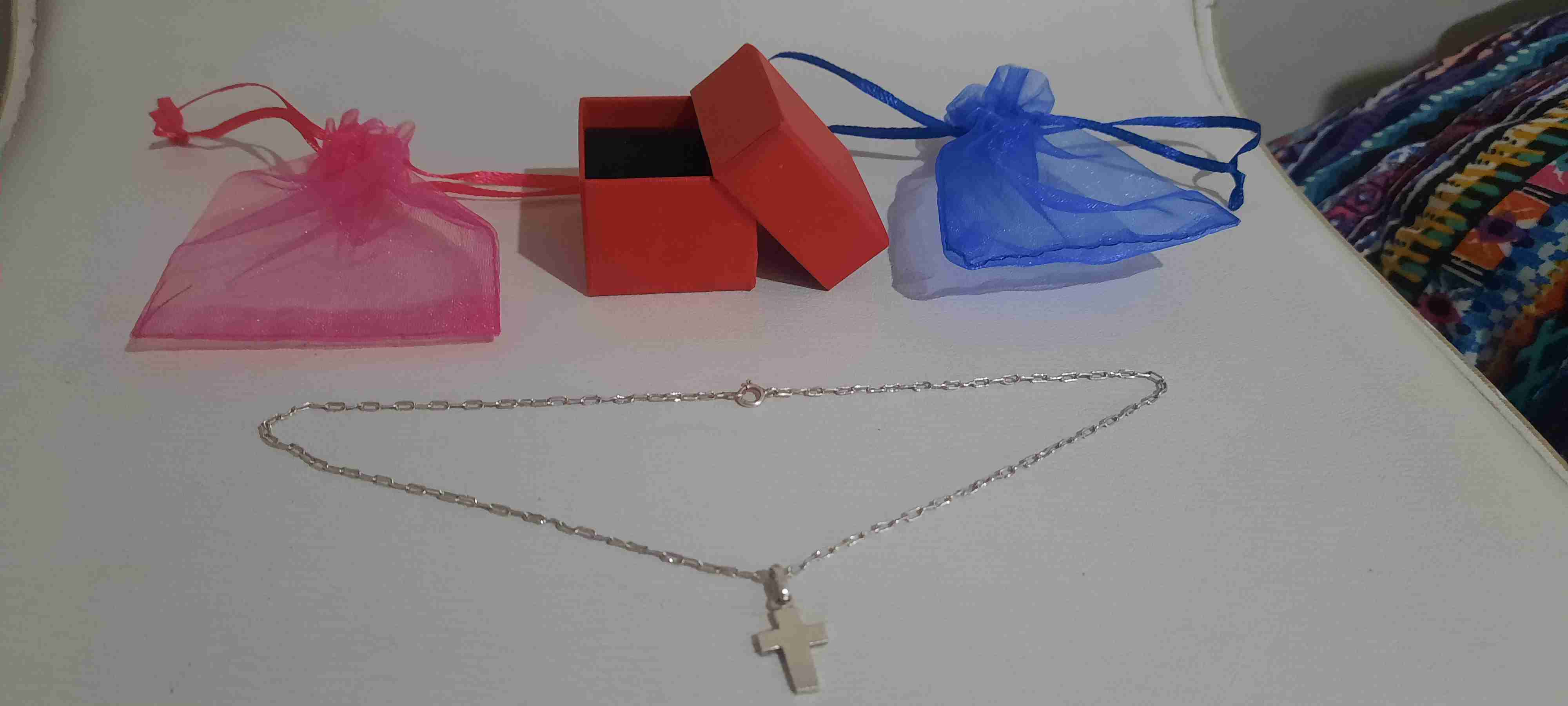 Collar de plata con cruz - miniatura 1