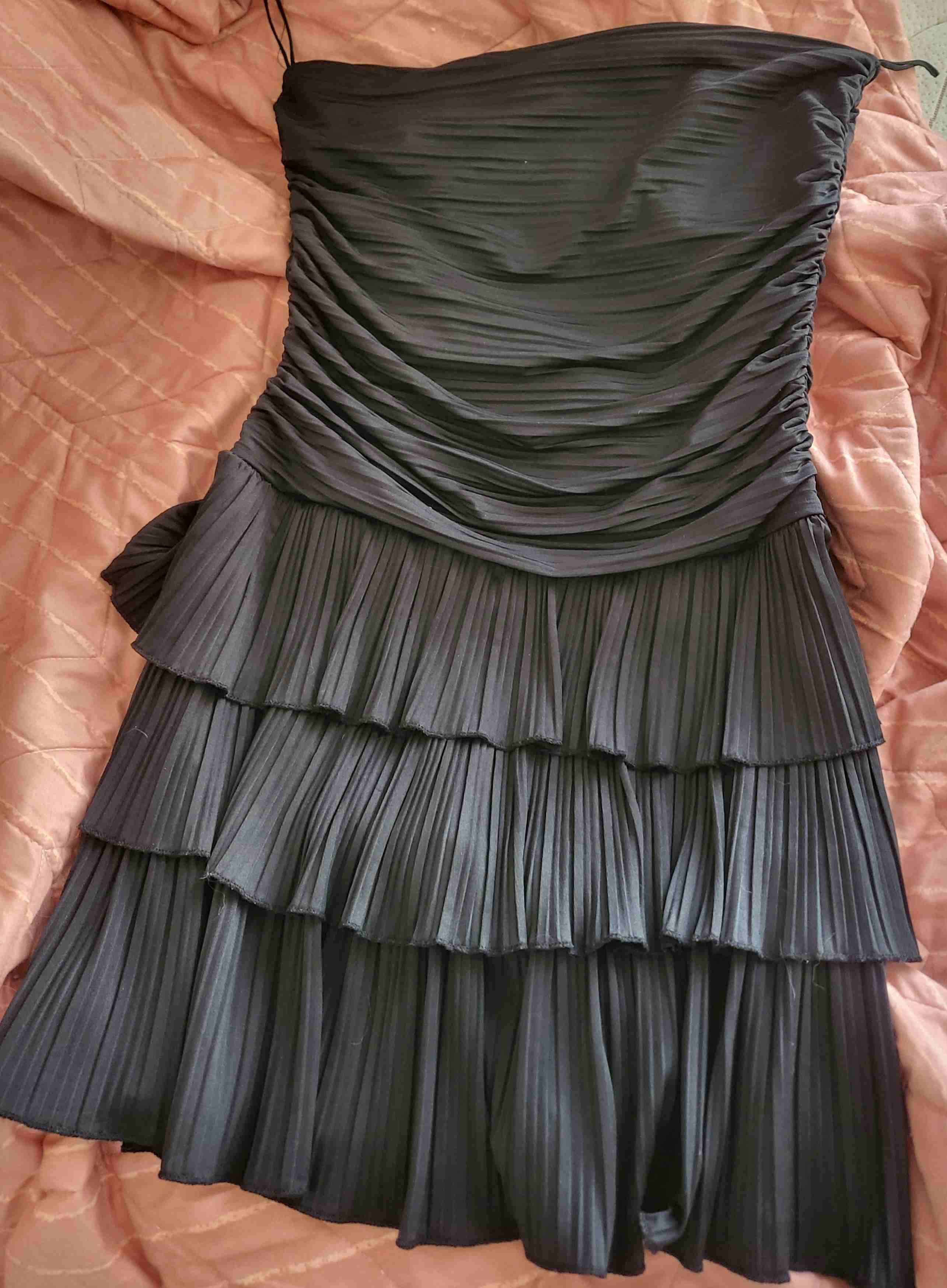 Vestido blanco y negro, rojo - miniatura 4