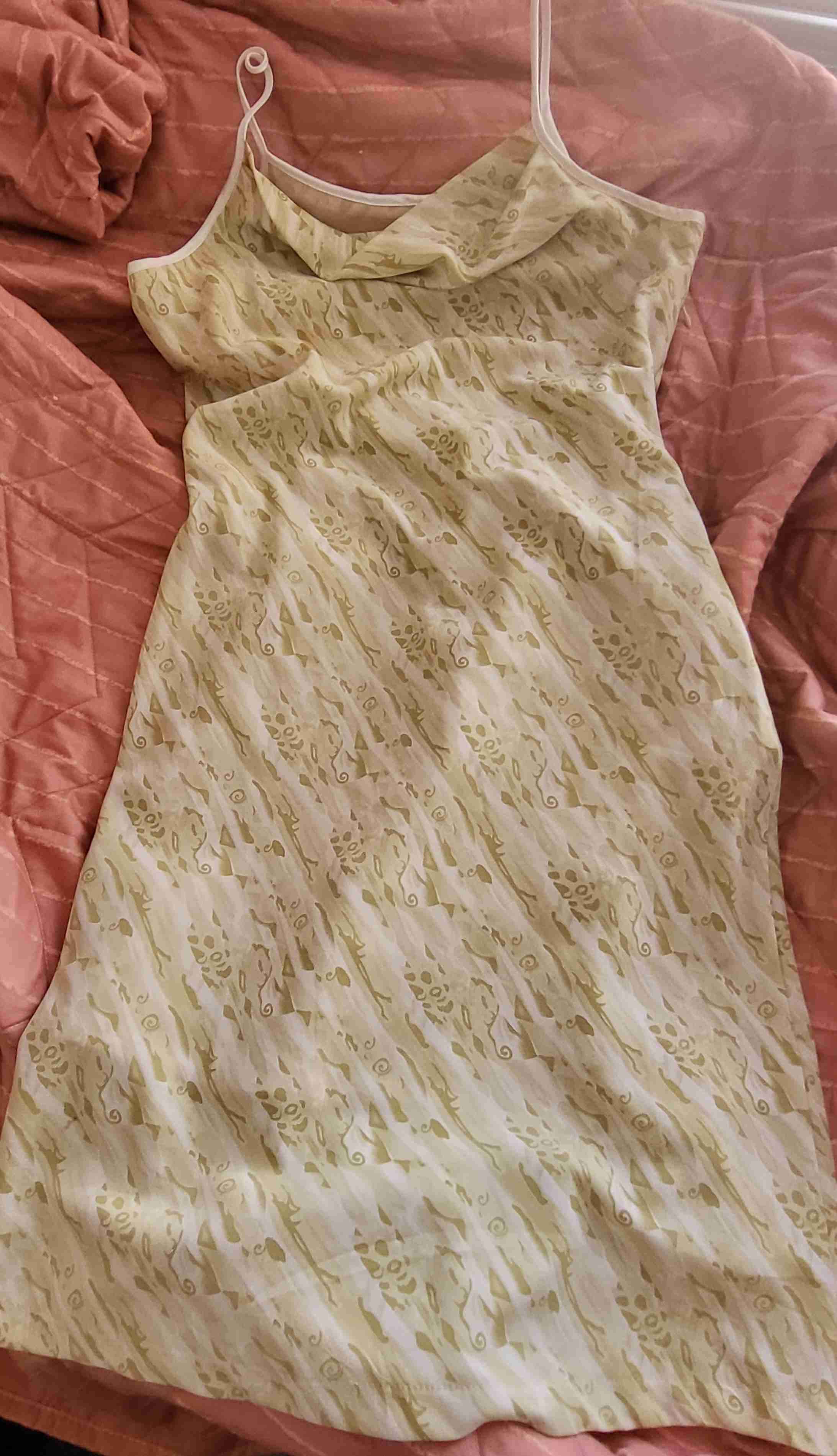 Vestido blanco y negro, rojo - miniatura 5