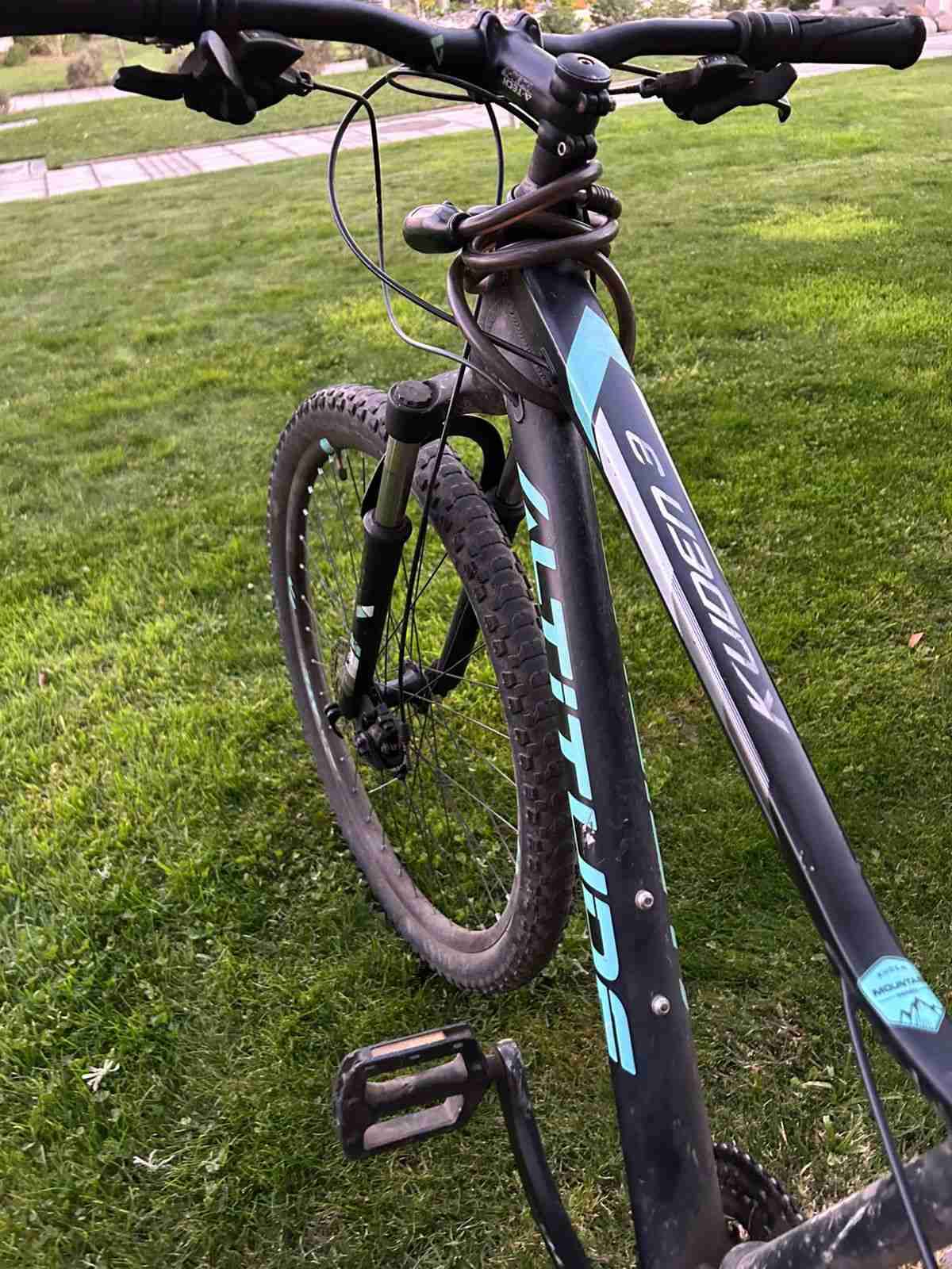 Bicicleta montaña Altitude negra - miniatura 1