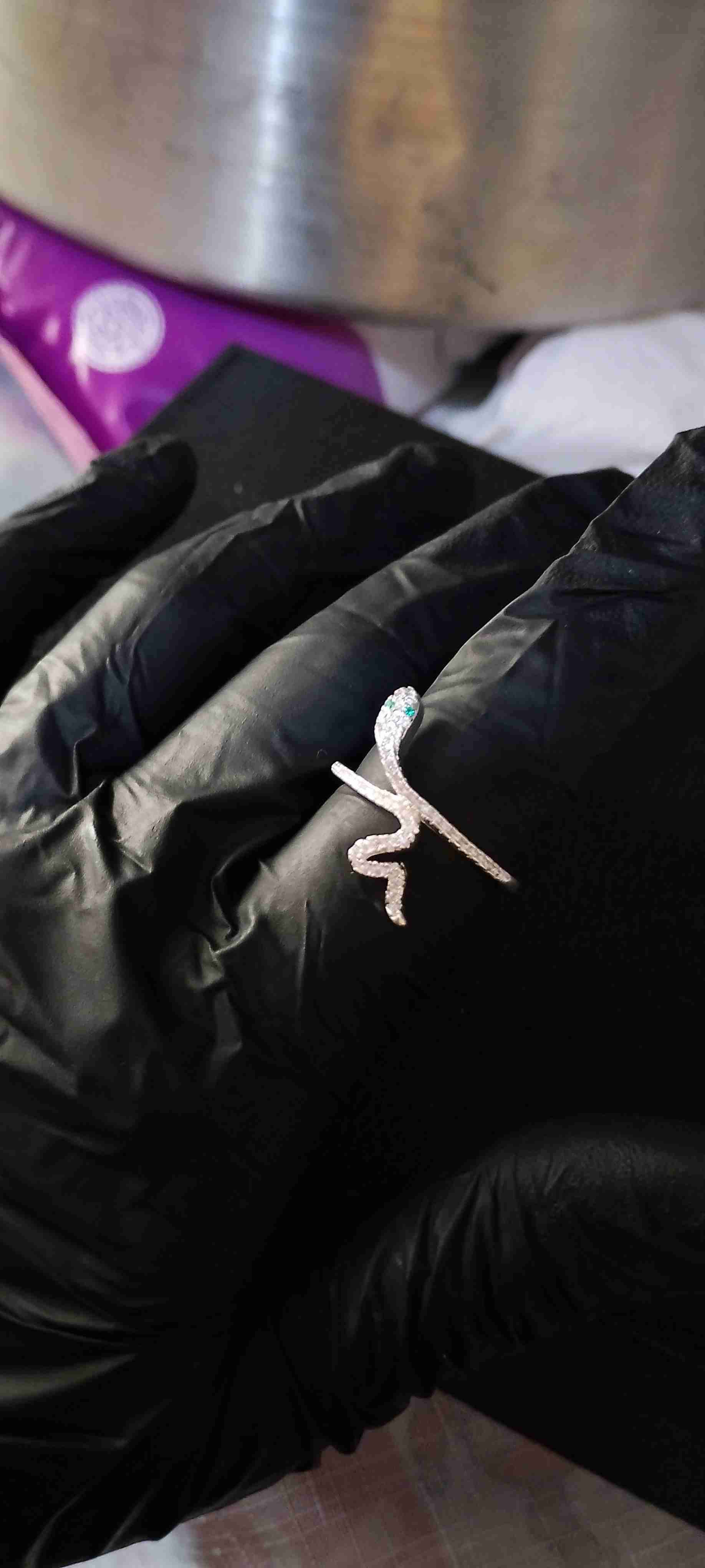 Anillo de serpiente elegante - miniatura 2