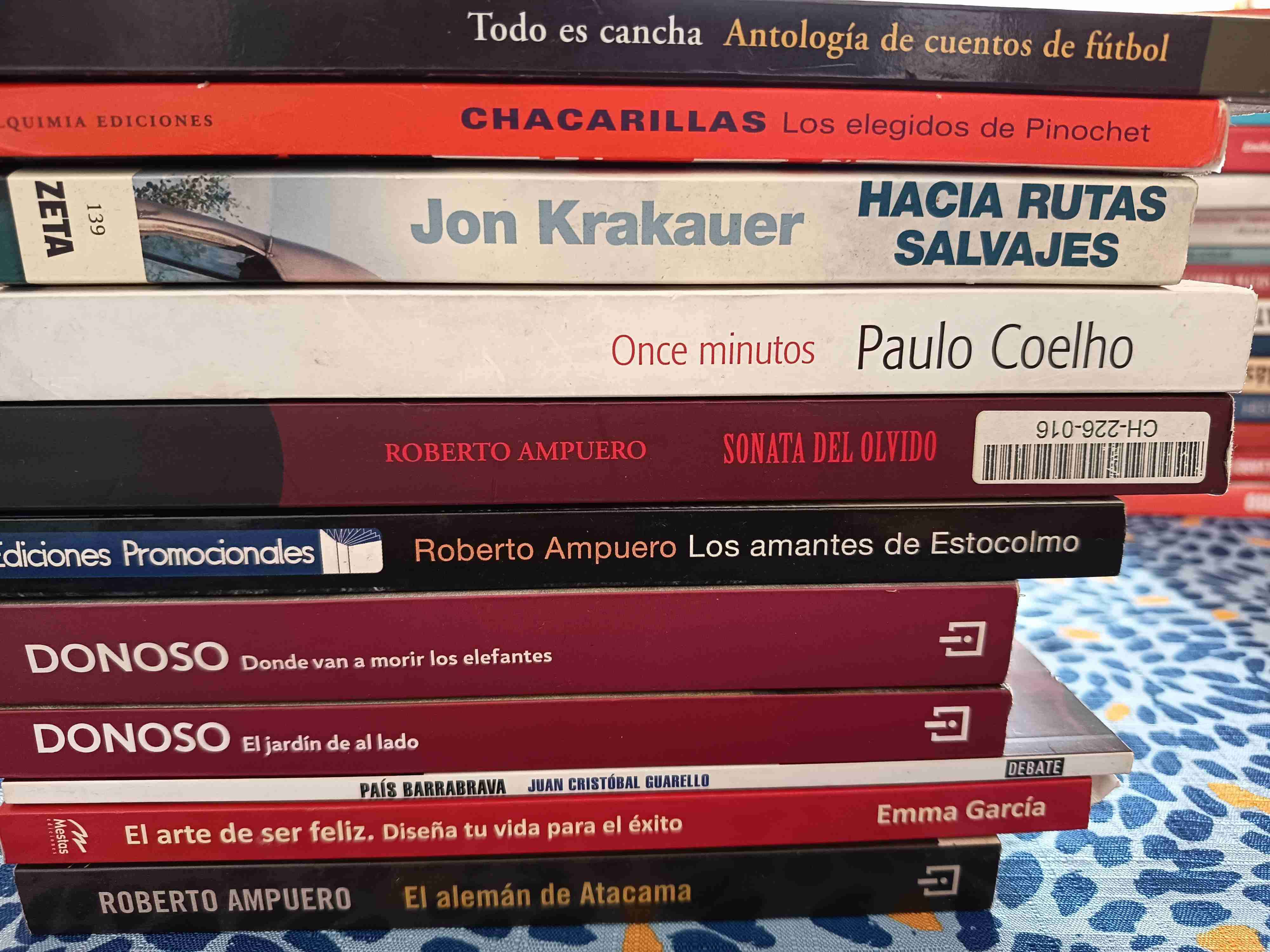 Colección de libros variados - miniatura 2