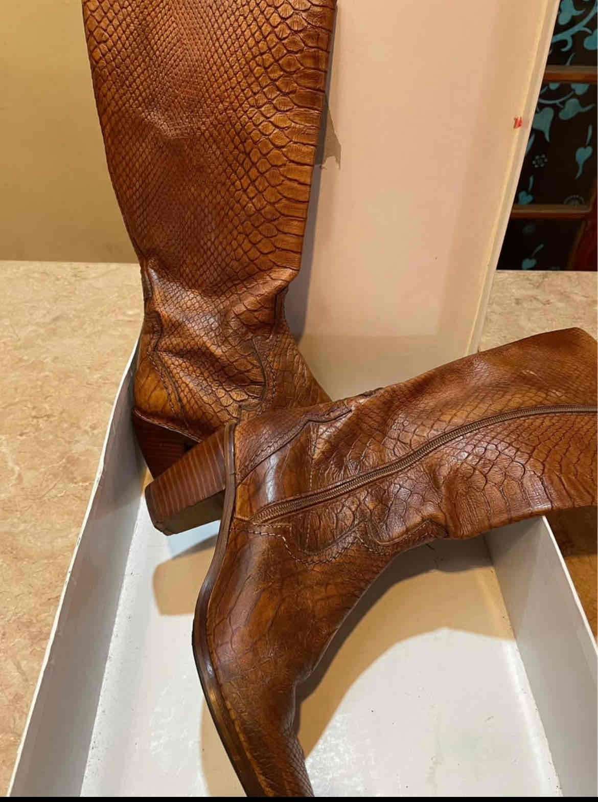 Botas vaqueras cuero color caramelo - miniatura 5