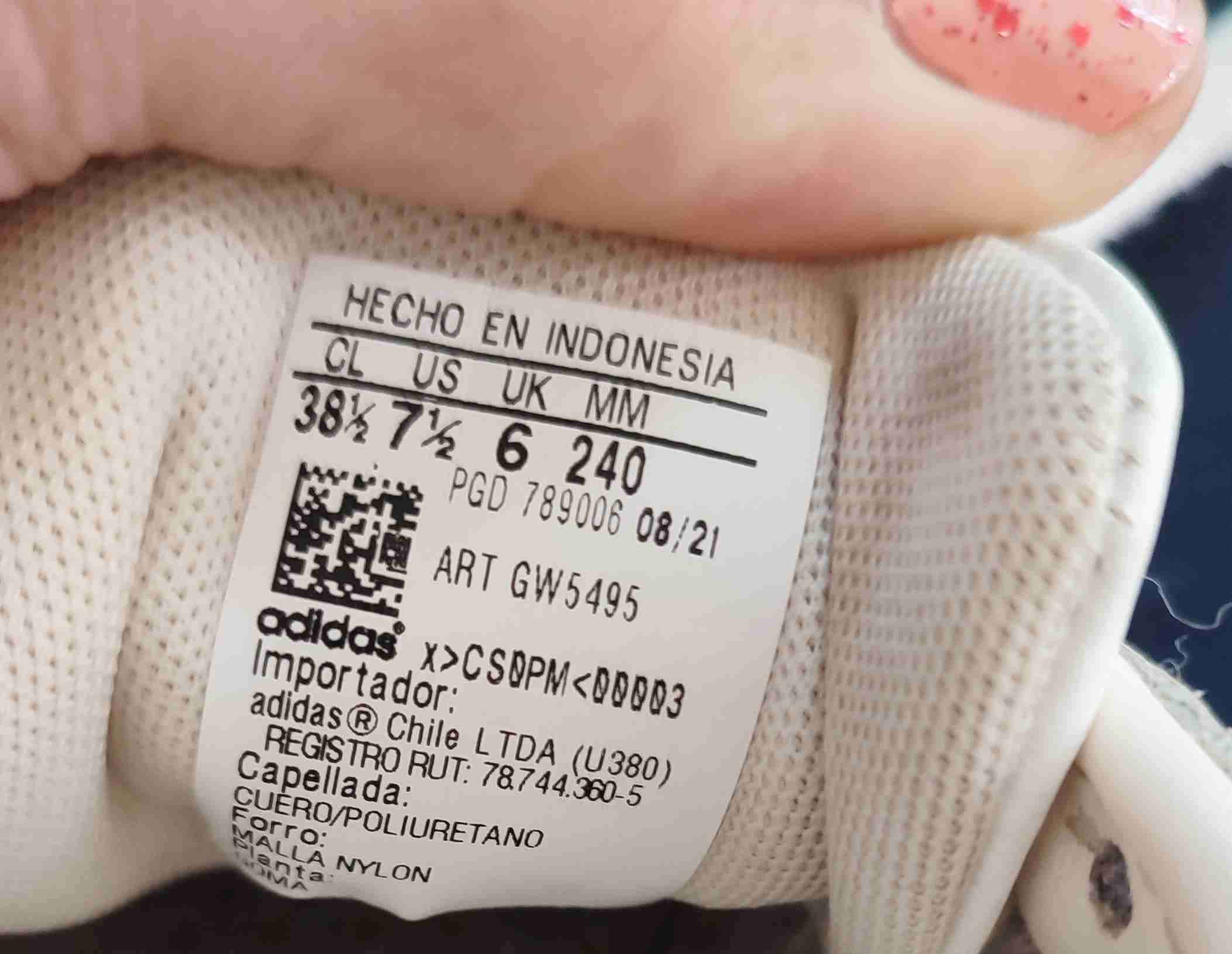 Zapatillas Adidas blancas clásicas - miniatura 4