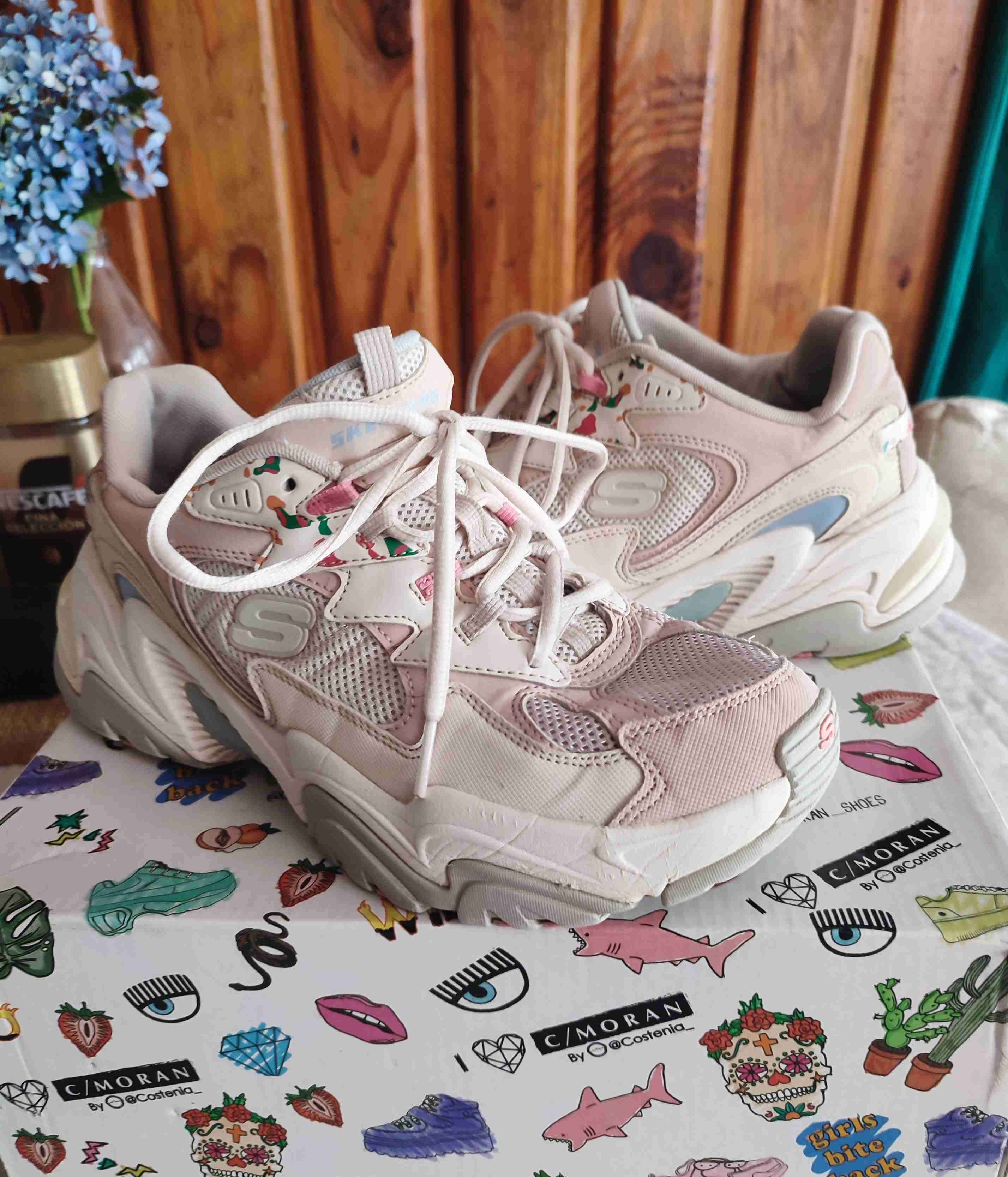 Zapatillas deportivas rosadas Skechers - 1