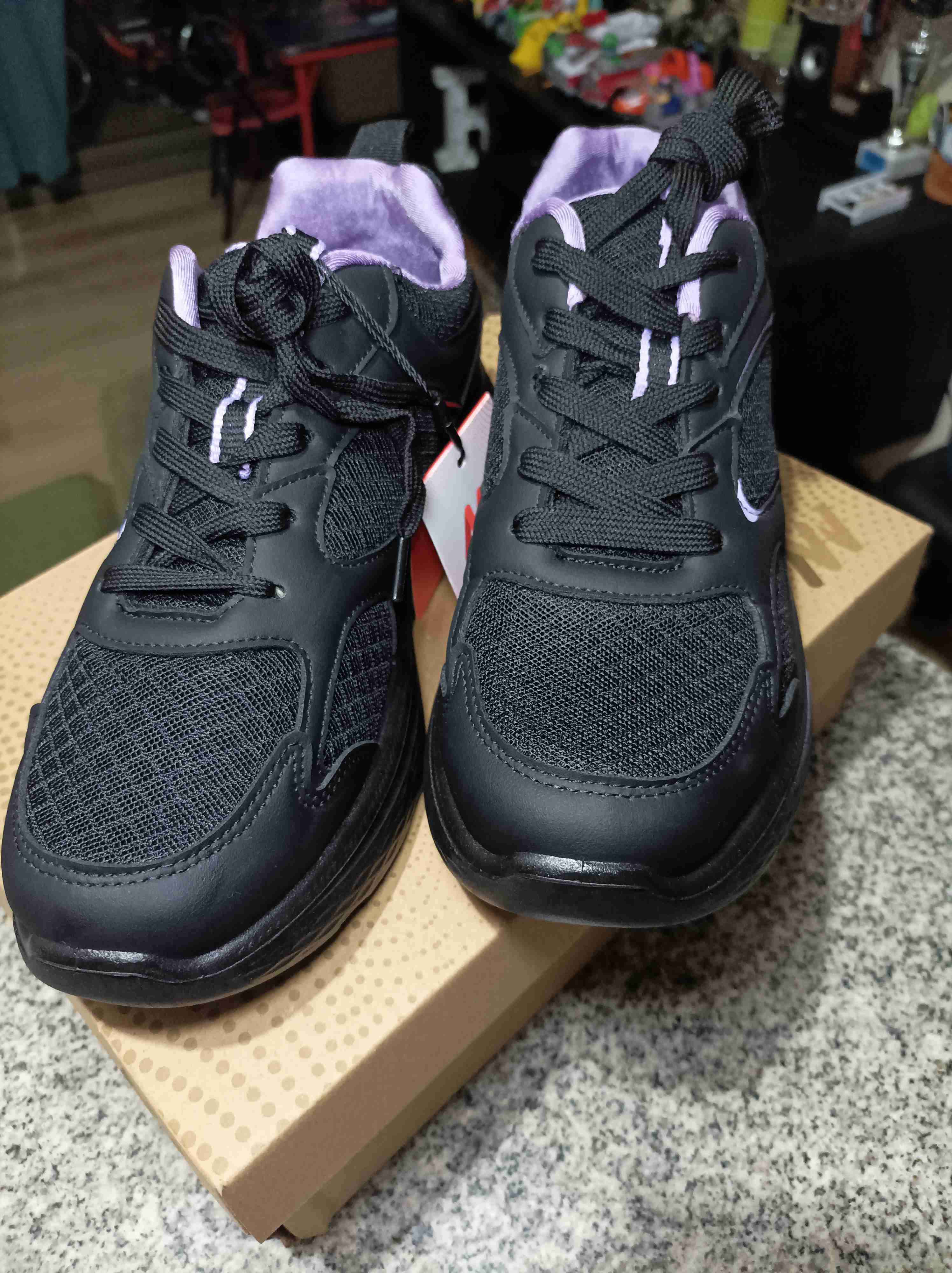 Zapatillas deportivas negras nuevas - 6