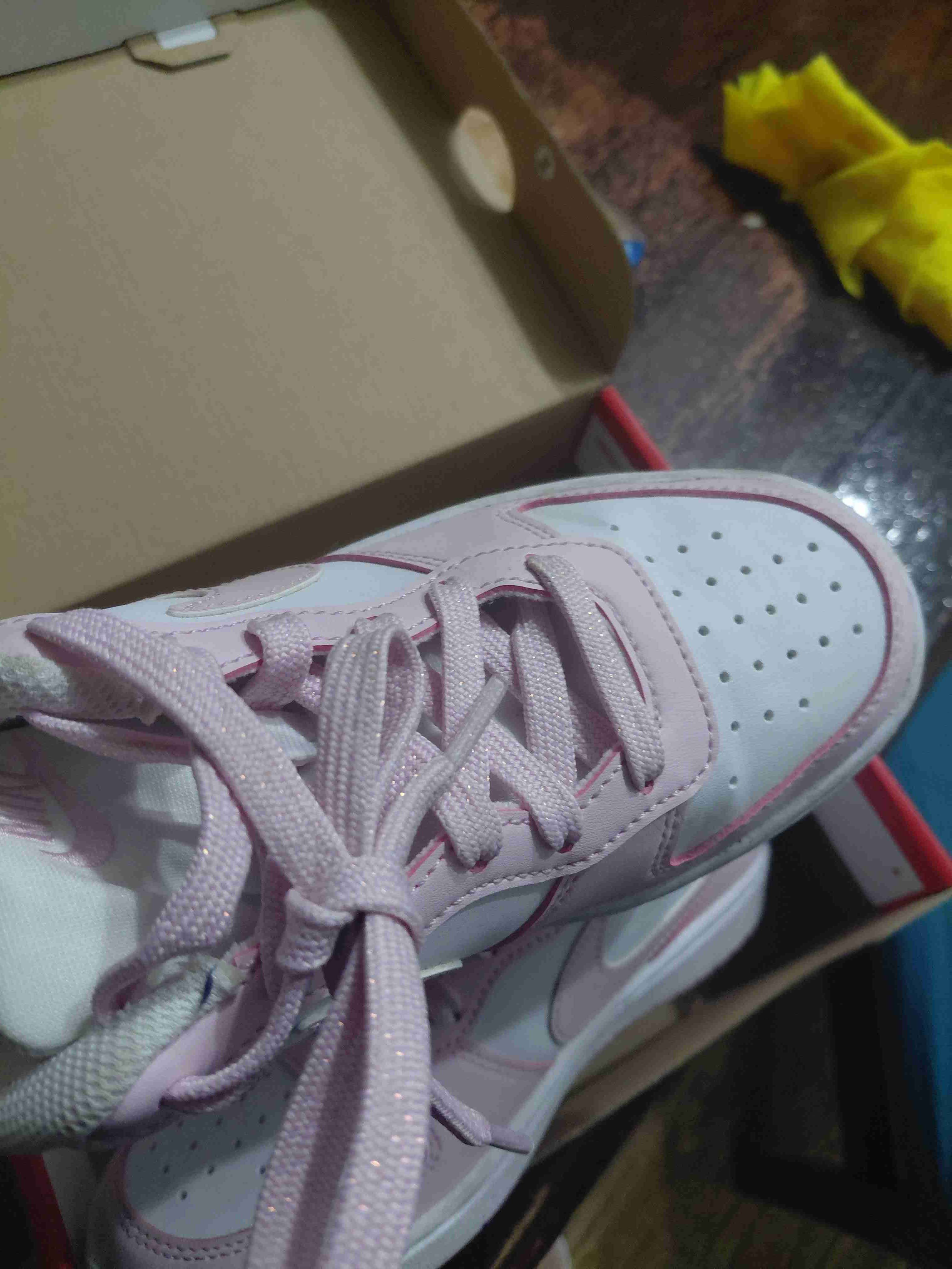 Zapatillas deportivas rosadas - miniatura 1