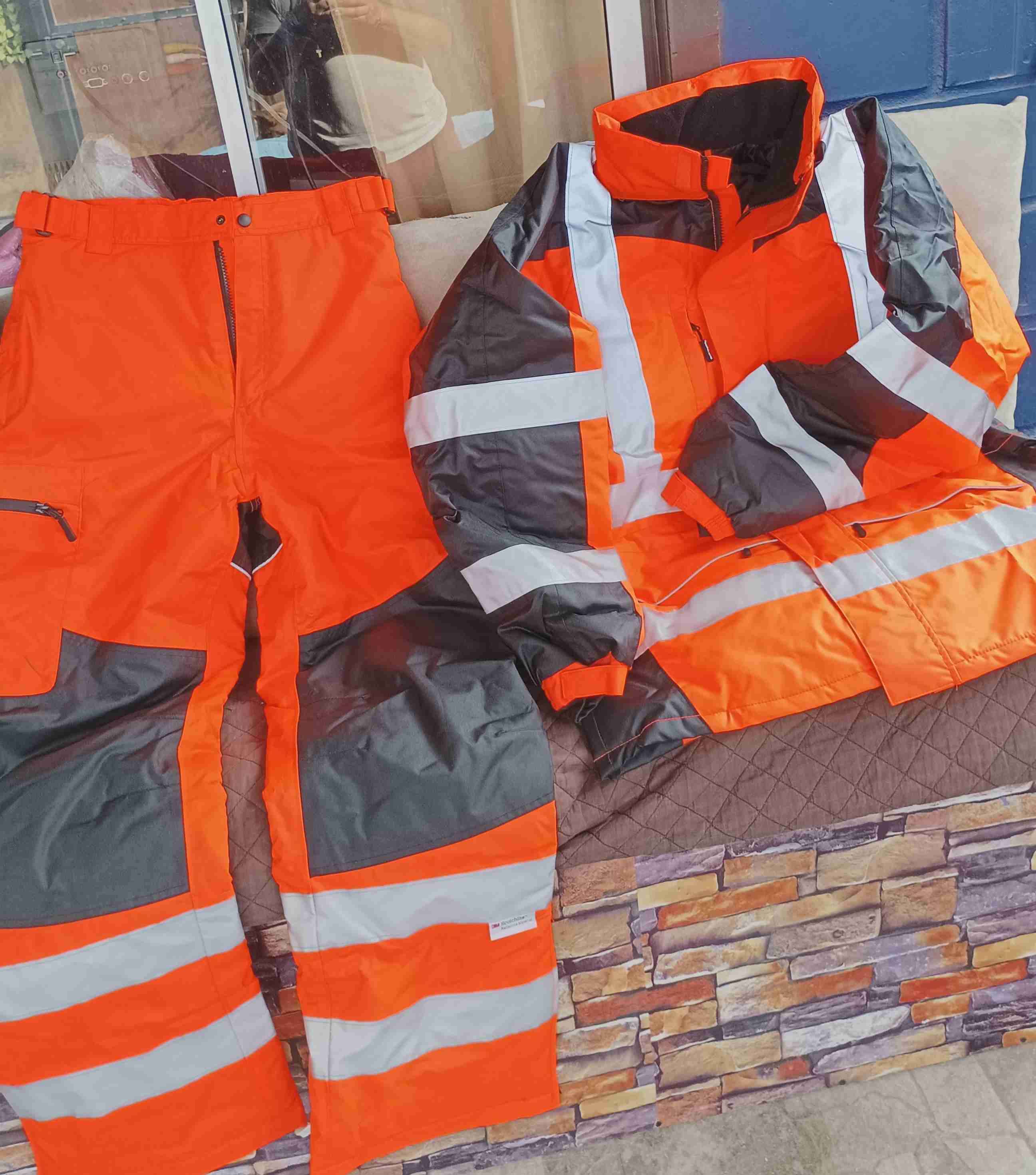 Conjunto de traje termico reflectante naranja - 2