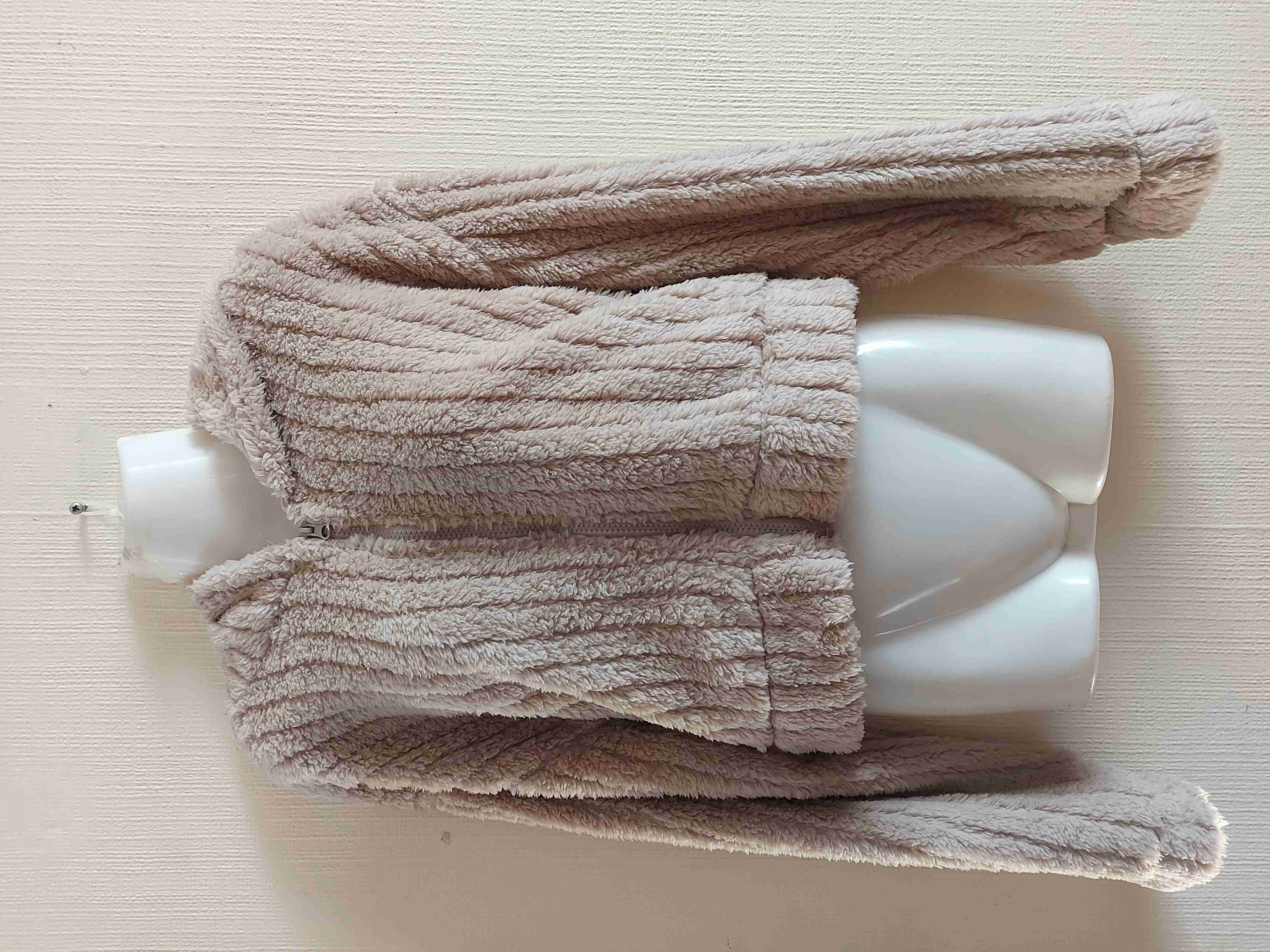 Chaqueta peluda beige mujer - miniatura 2