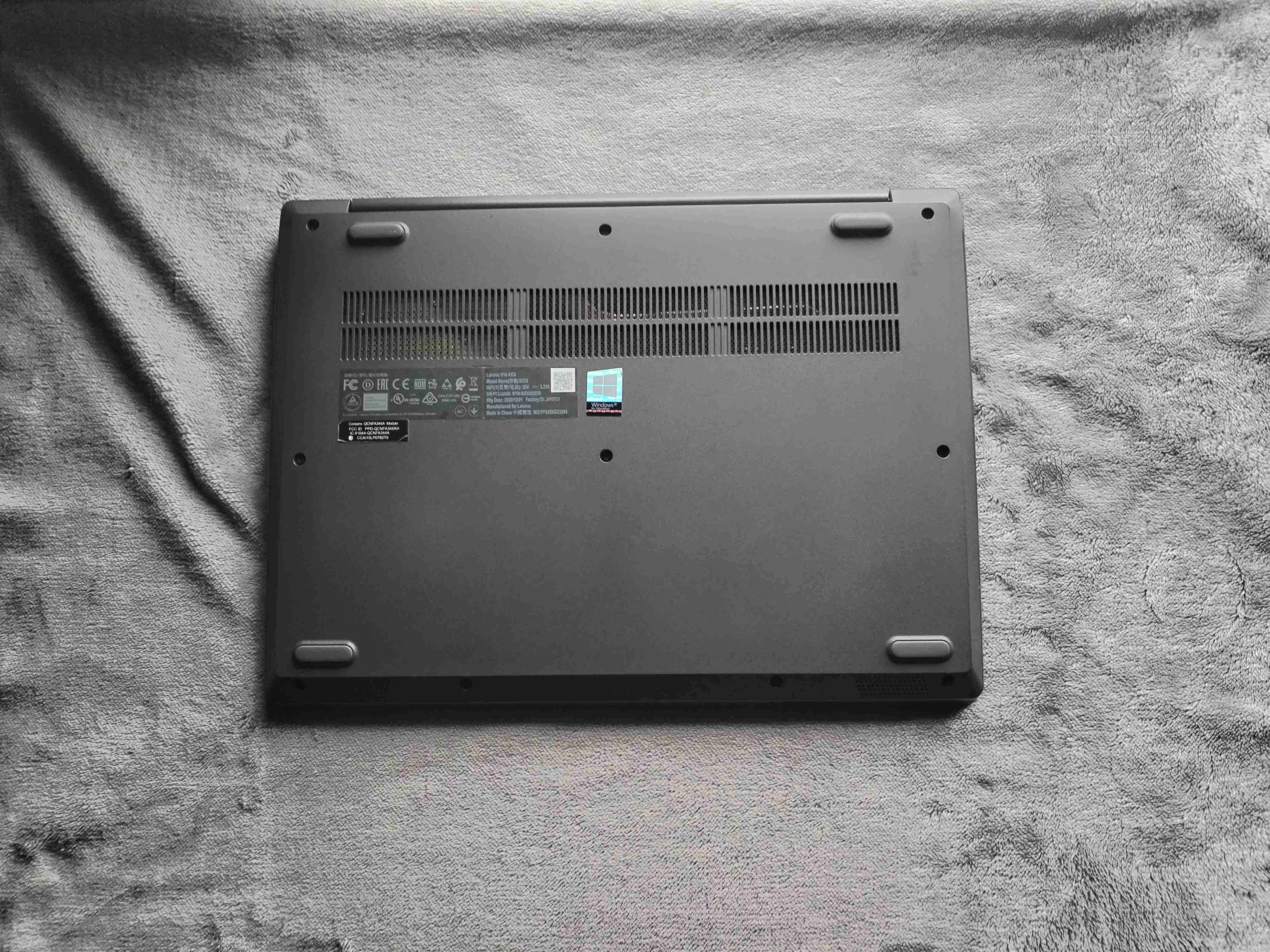 Notebook Lenovo - miniatura 3