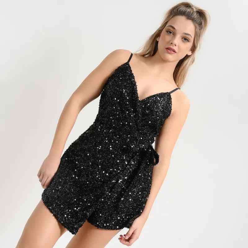 Vestido negro con lentejuelas - miniatura 4