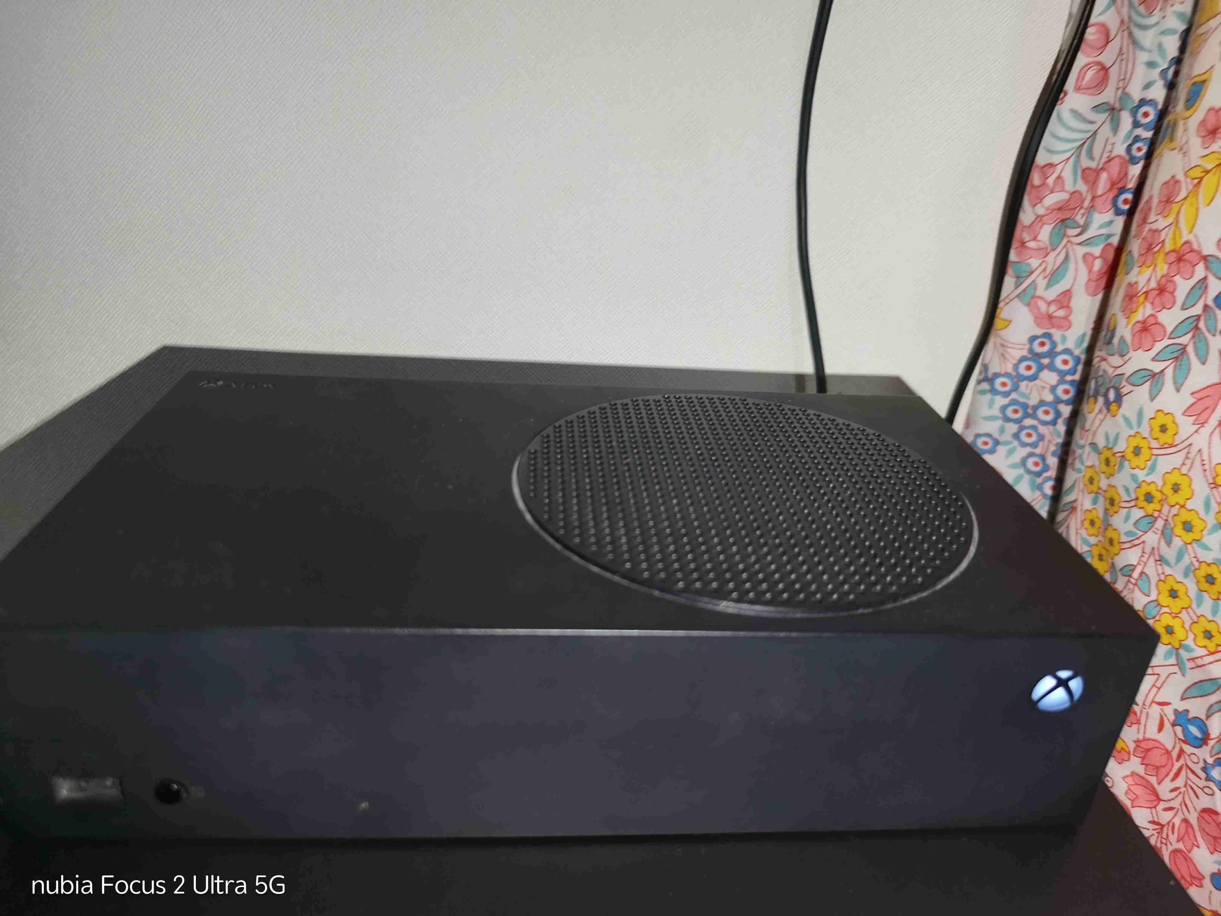 Consola Xbox Series S black 1TB - miniatura 2