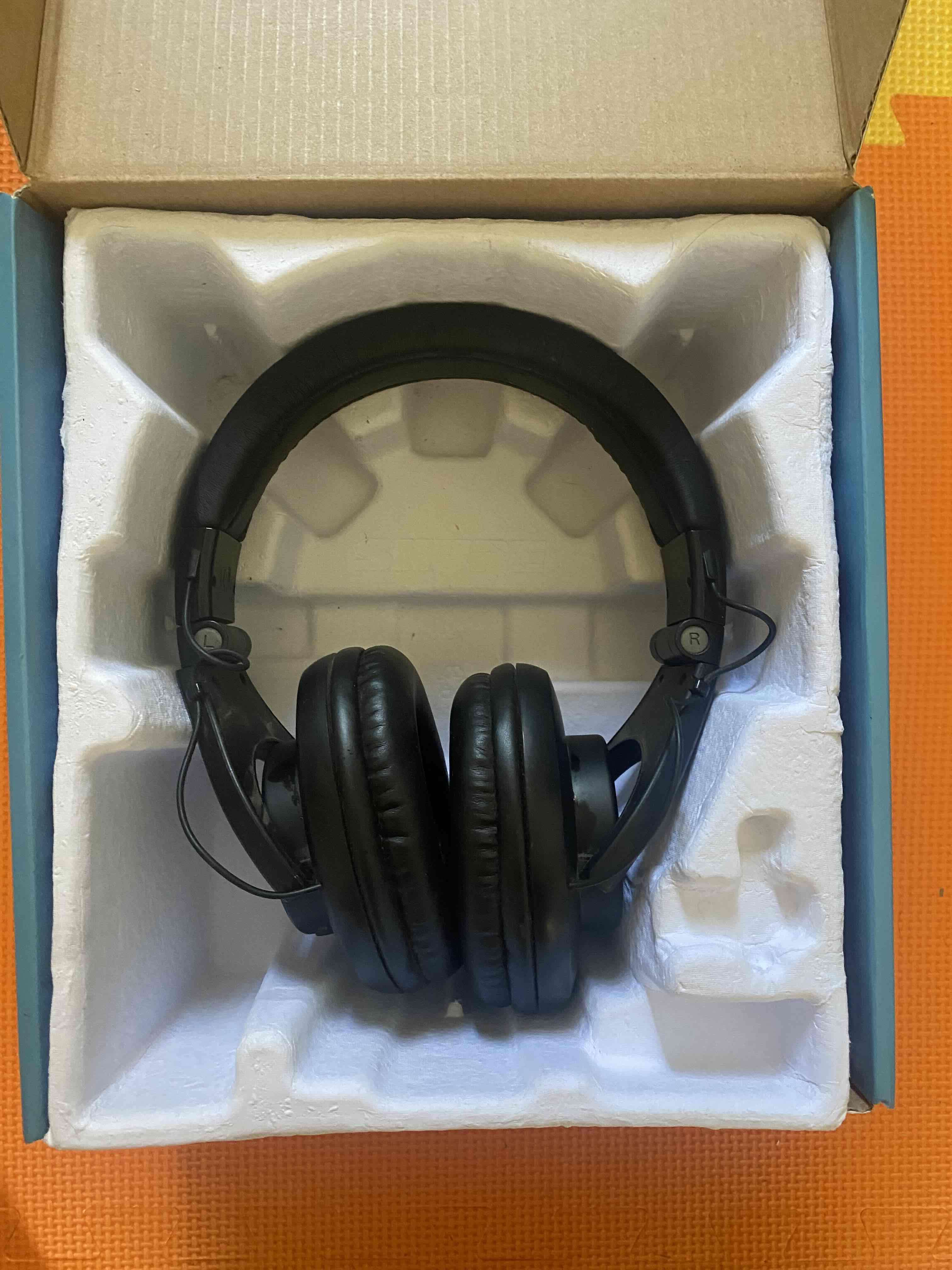 Audífonos Shure SRH440 Negro - miniatura 2