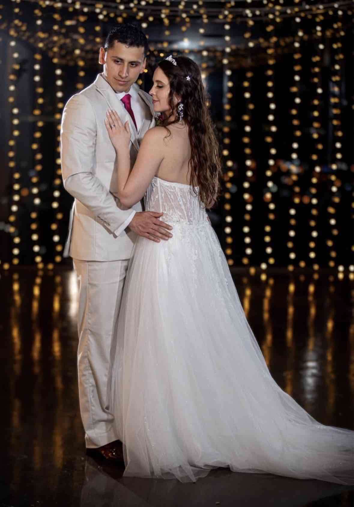 Vestido de novia - miniatura 1