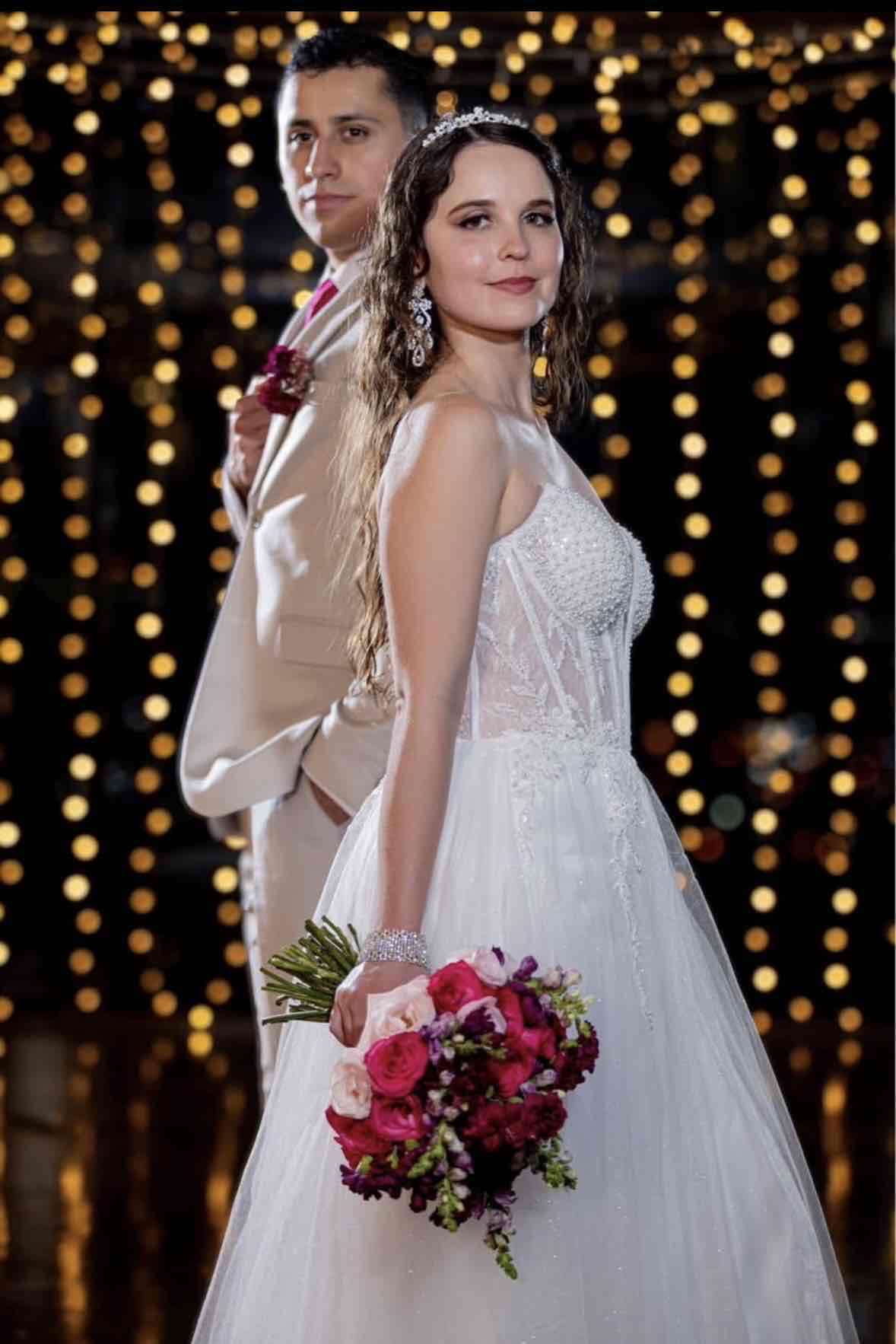 Vestido de novia - miniatura 2
