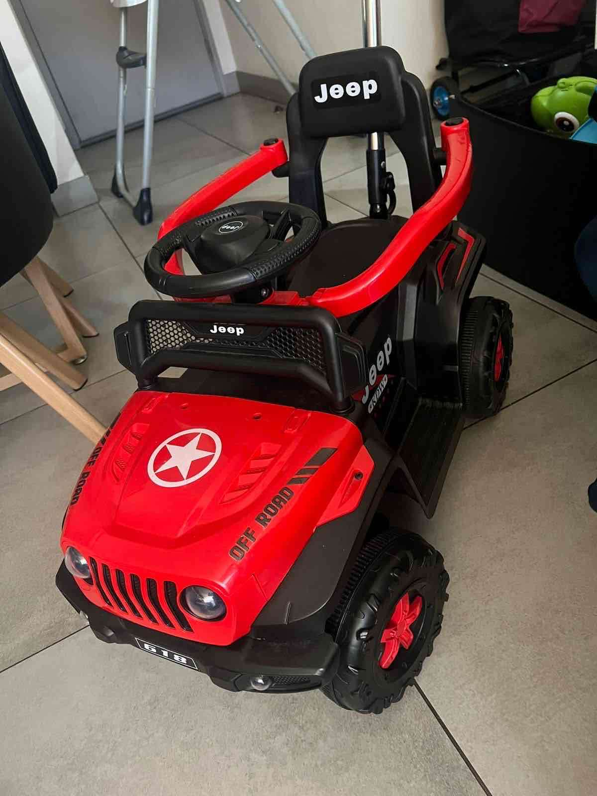 Auto correpasillos rojo infantil - miniatura 2