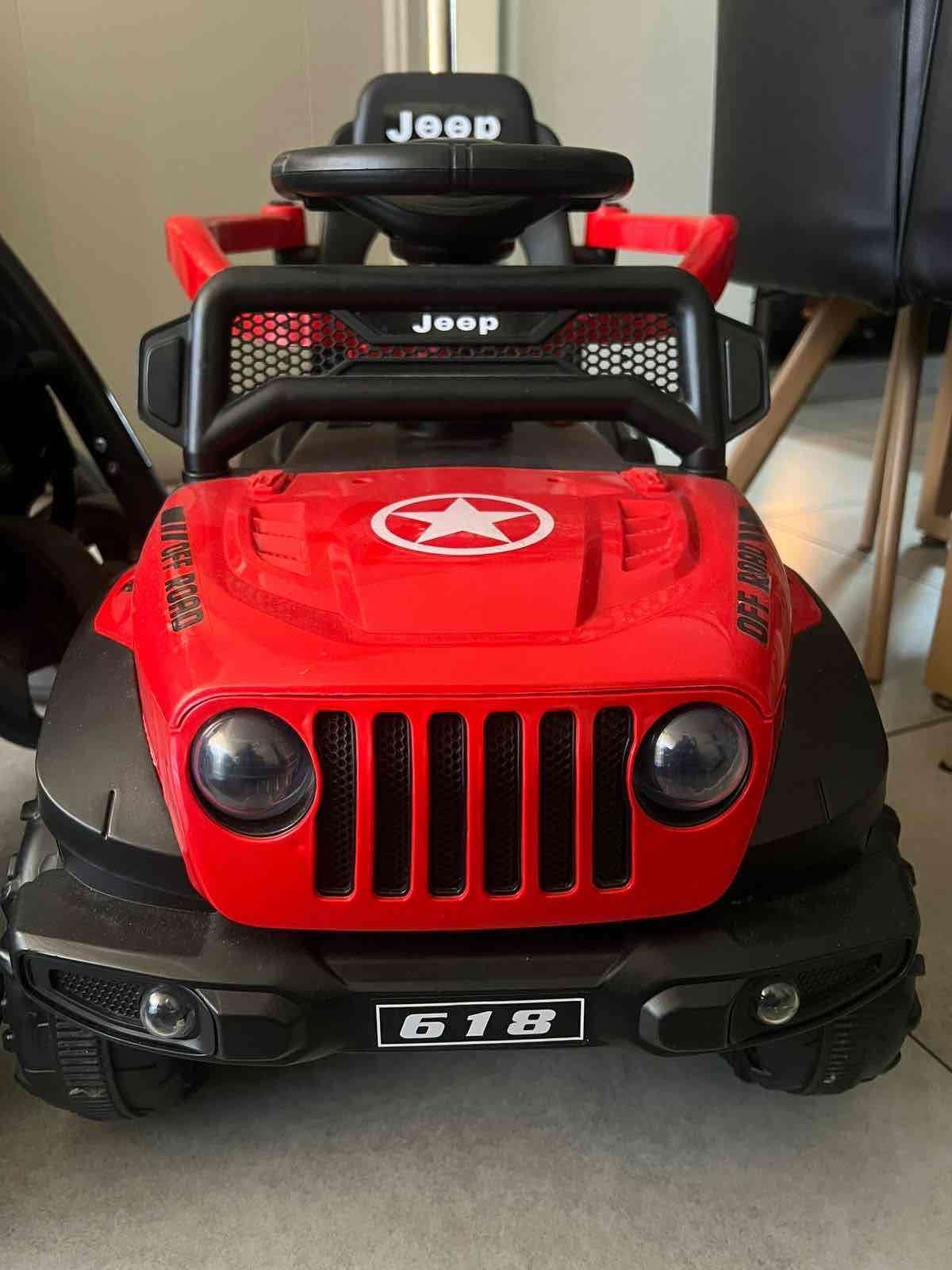Auto correpasillos rojo infantil - miniatura 5