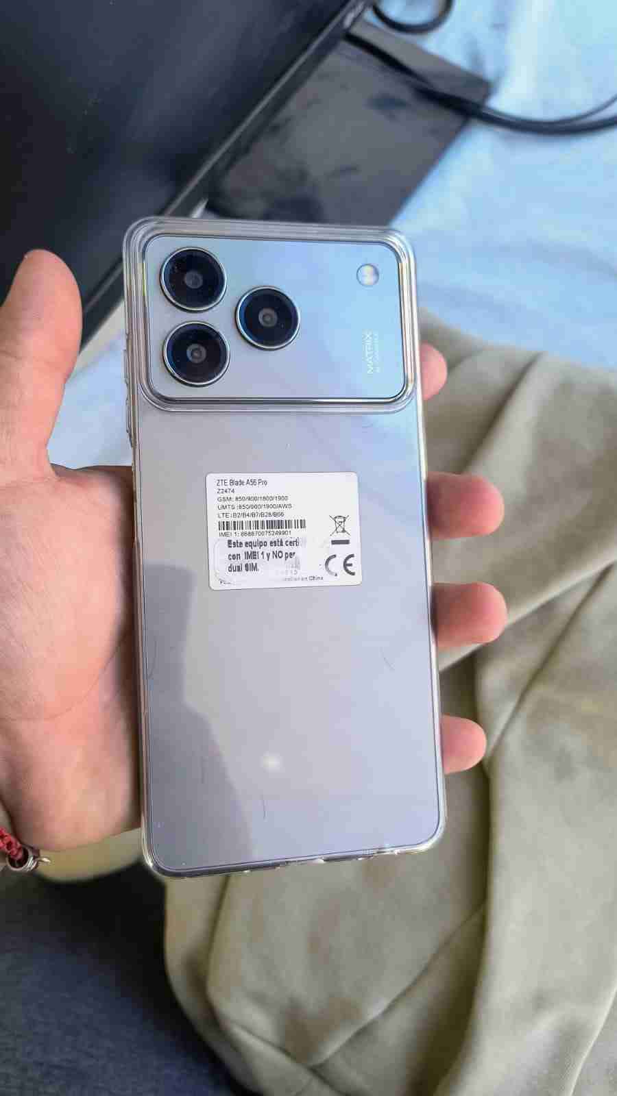 ZTE Blade A56 Pro plateado - miniatura 1