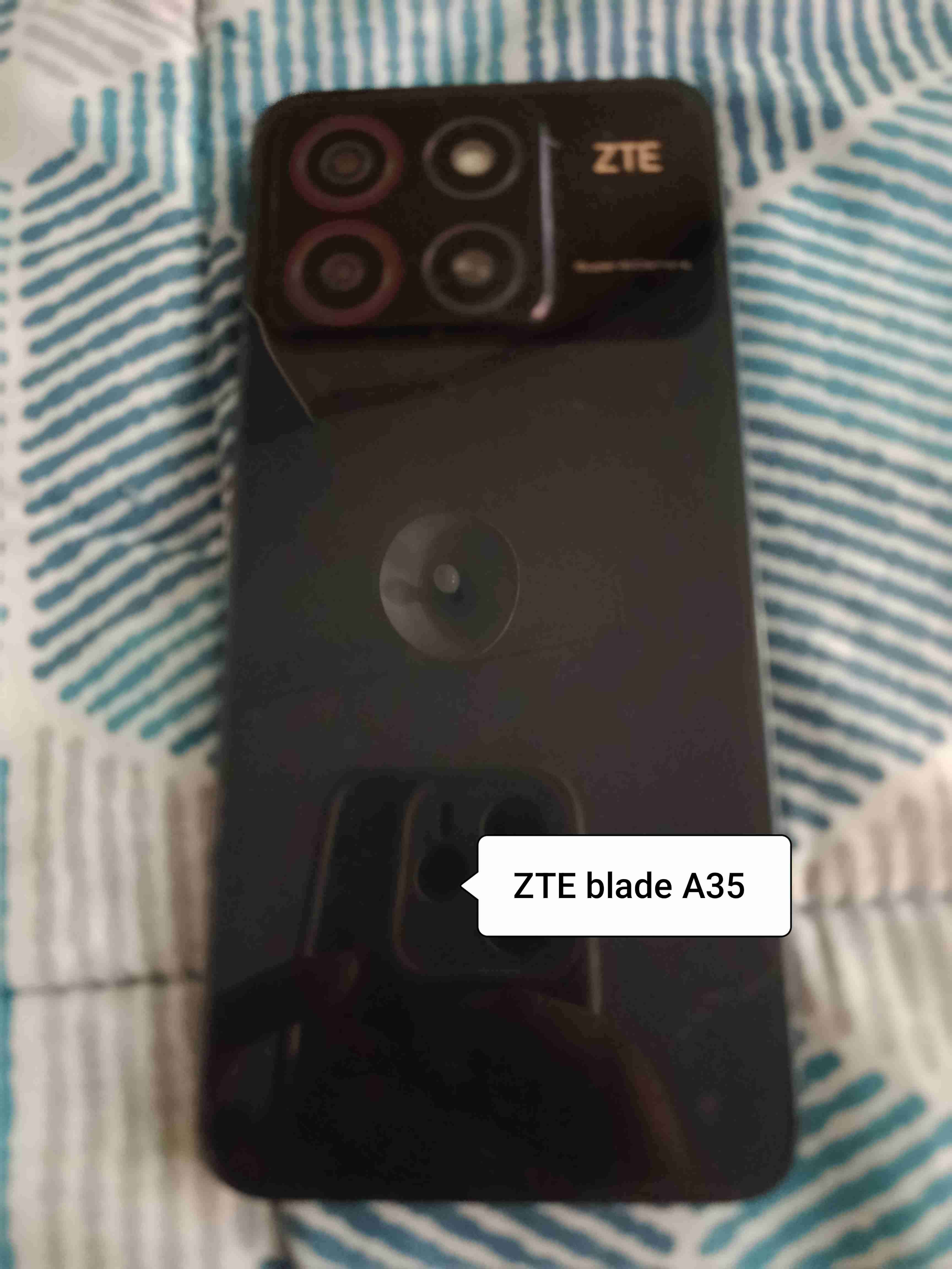 Smartphone ZTE Blade A35 - miniatura 1