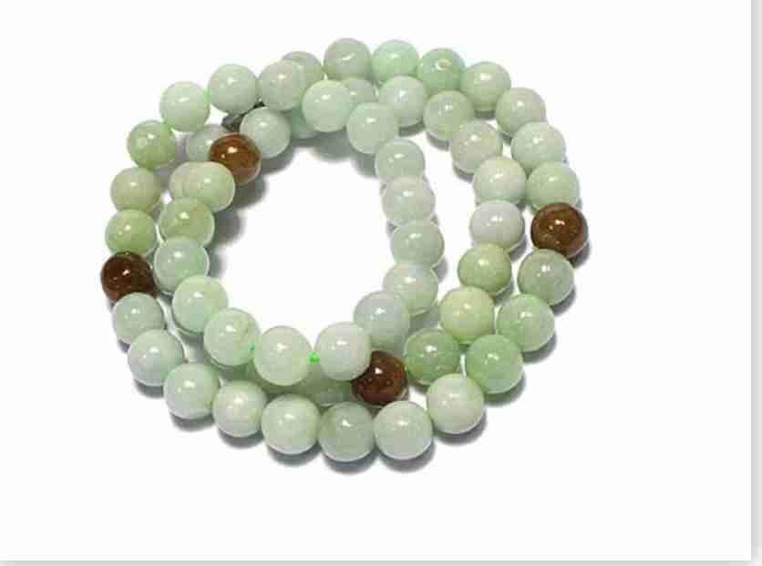 Collar de cuentas de jade - 1