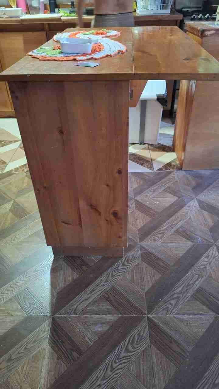 Mesa tipo isla de madera con cajones - miniatura 4