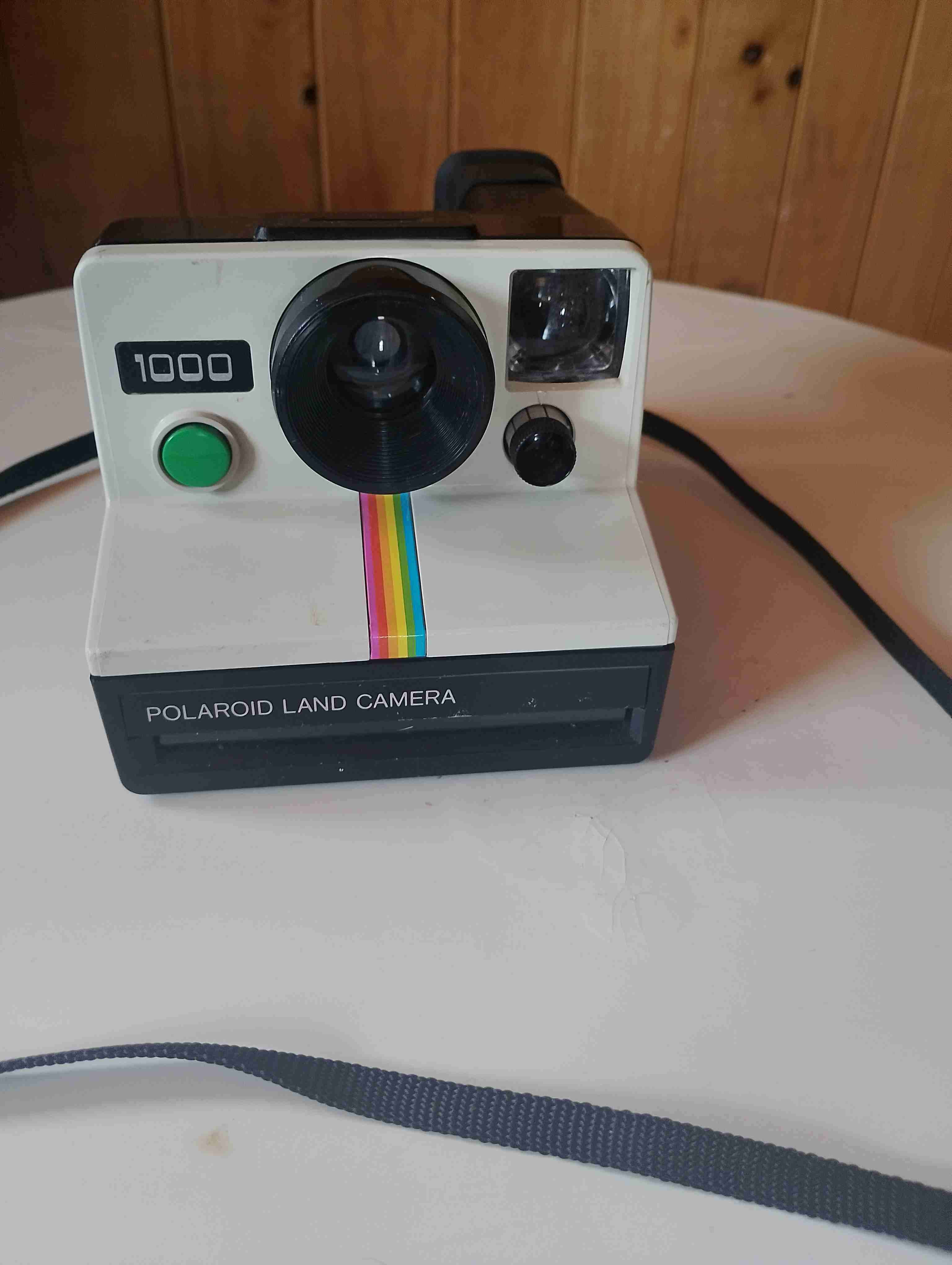 Cámara Polaroid vintage - miniatura 2