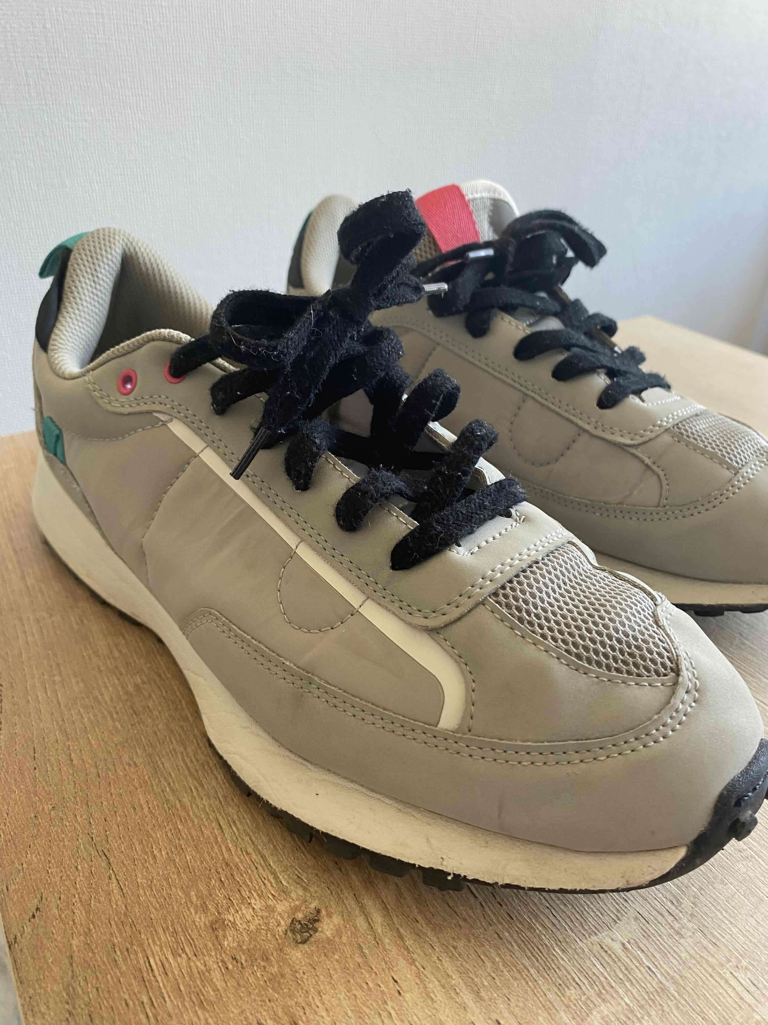 Zapatillas deportivas grises - miniatura 1