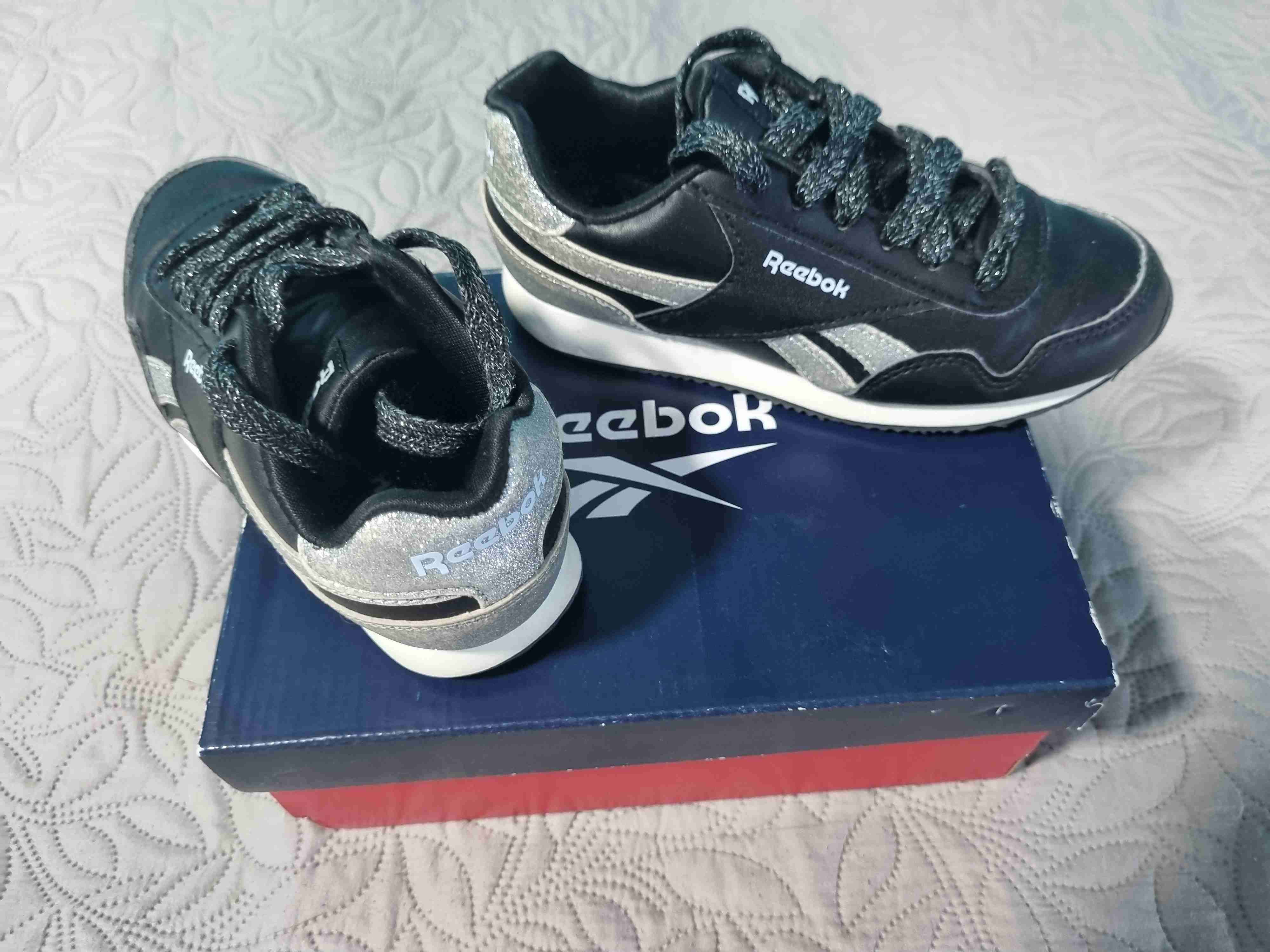 Zapatillas negras Reebok niña número 30 - miniatura 2