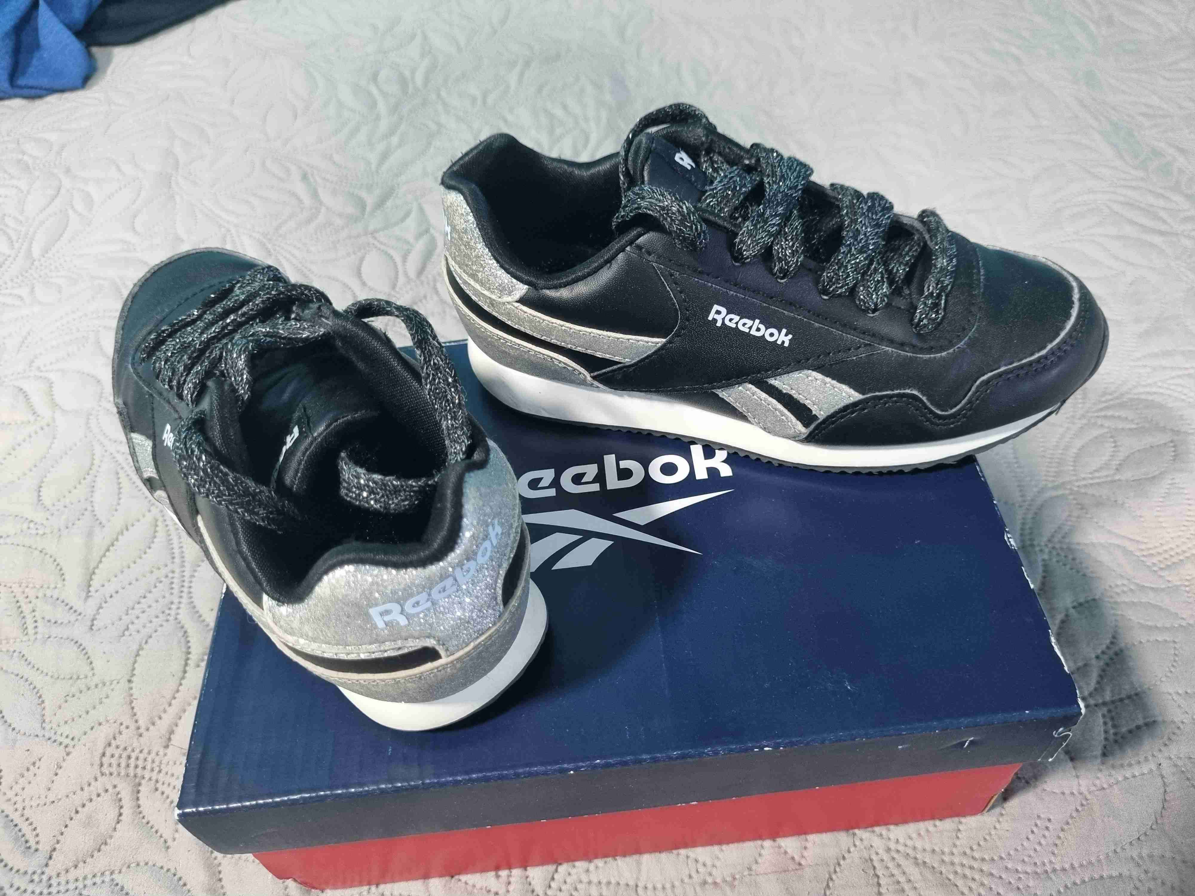 Zapatillas negras Reebok niña número 30 - miniatura 3