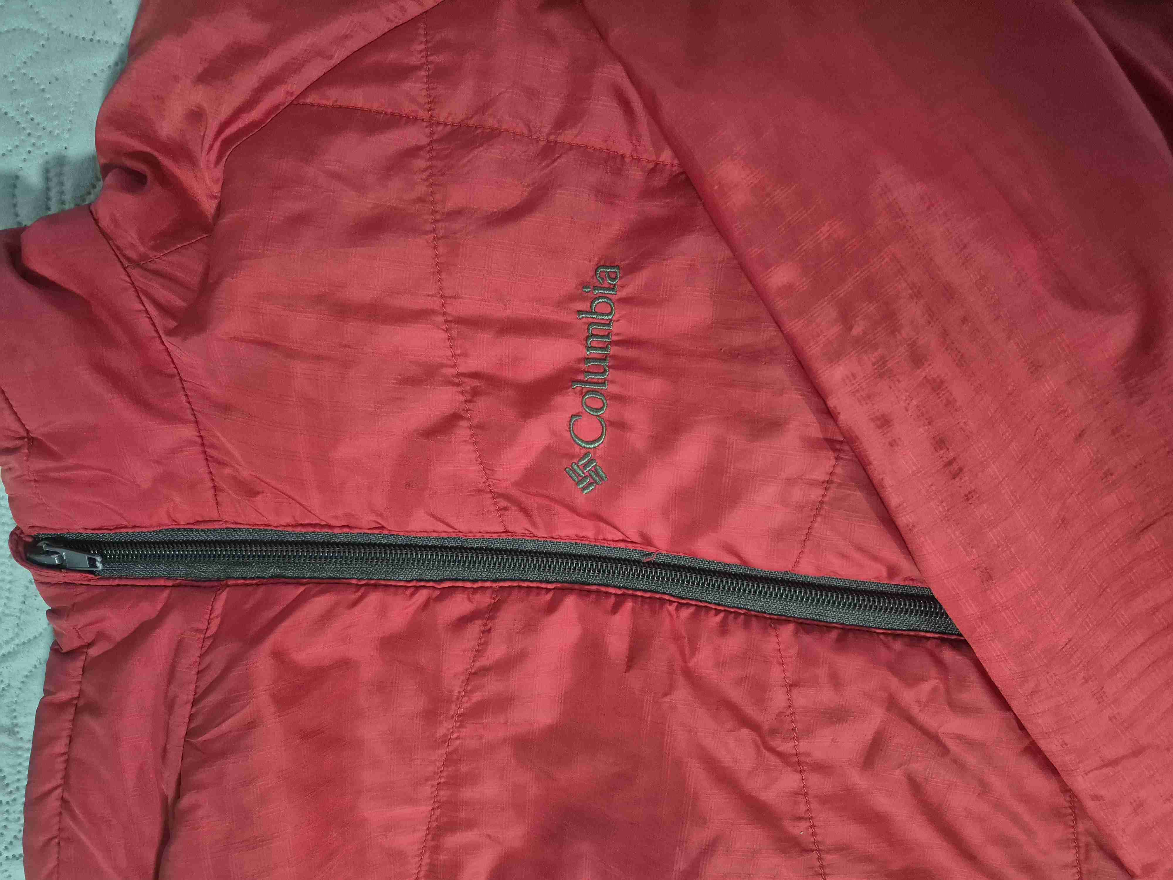 Chaqueta roja Columbia rompeviento - miniatura 3