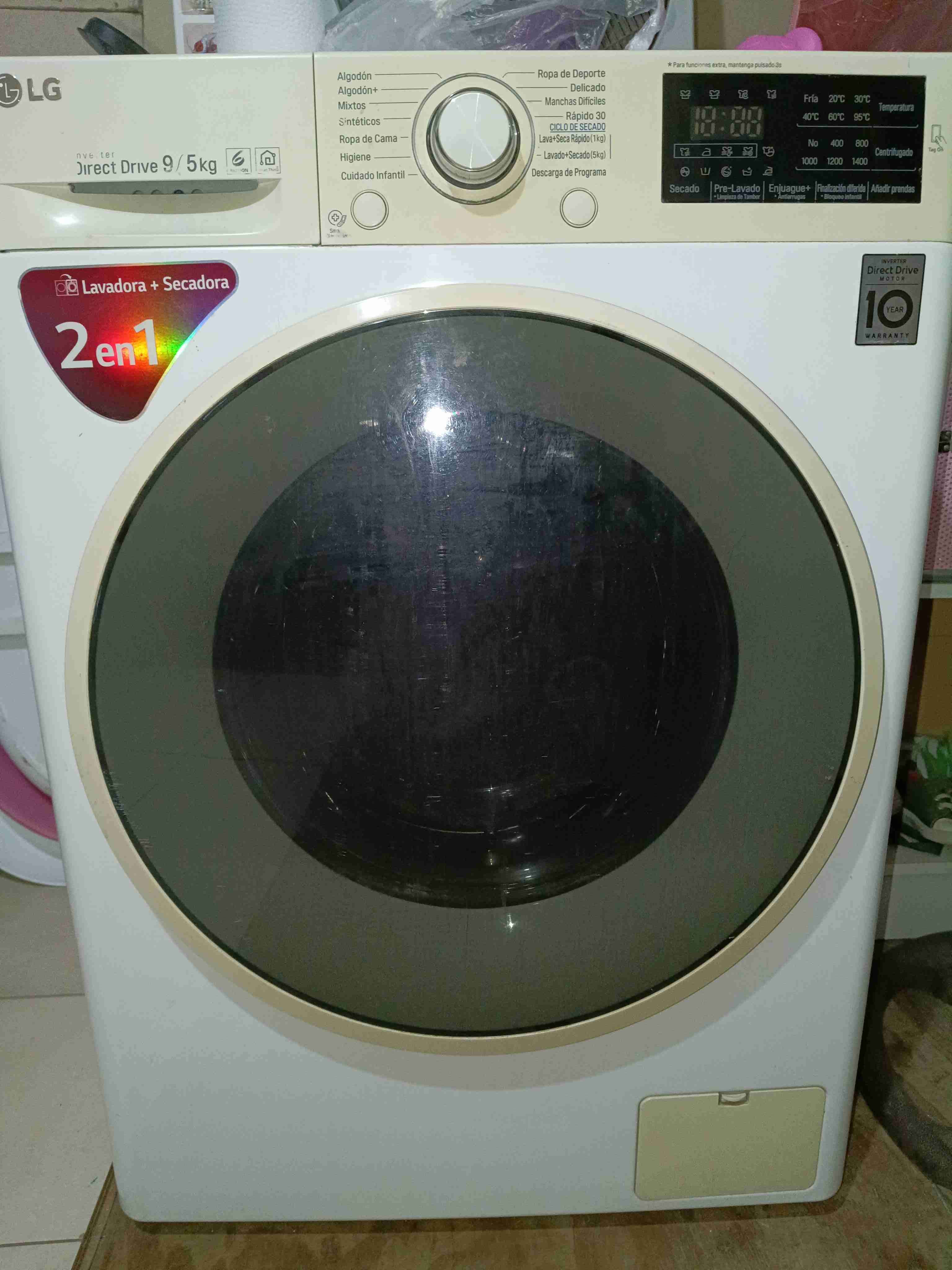 Lavadora Secadora LG 2 en 1 - 1