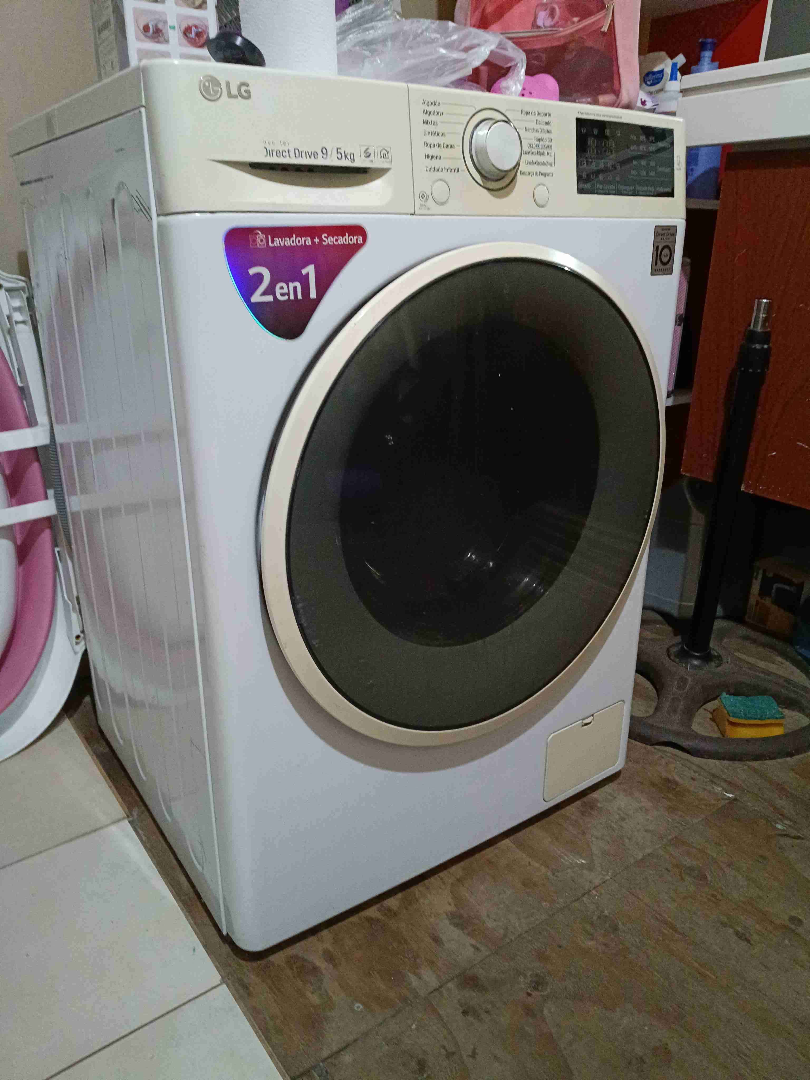 Lavadora Secadora LG 2 en 1 - 2