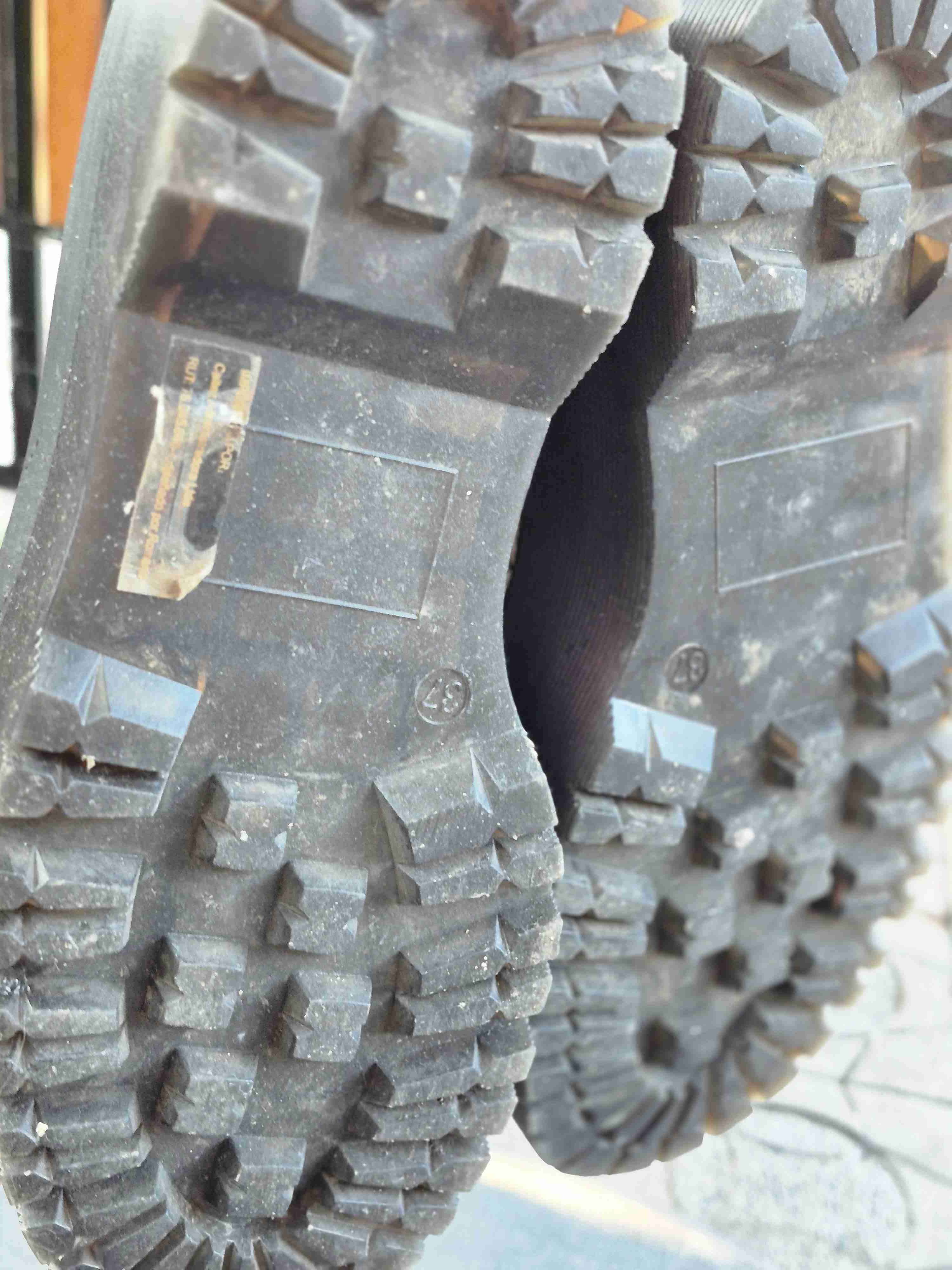 Botines negros con plataforma - miniatura 2